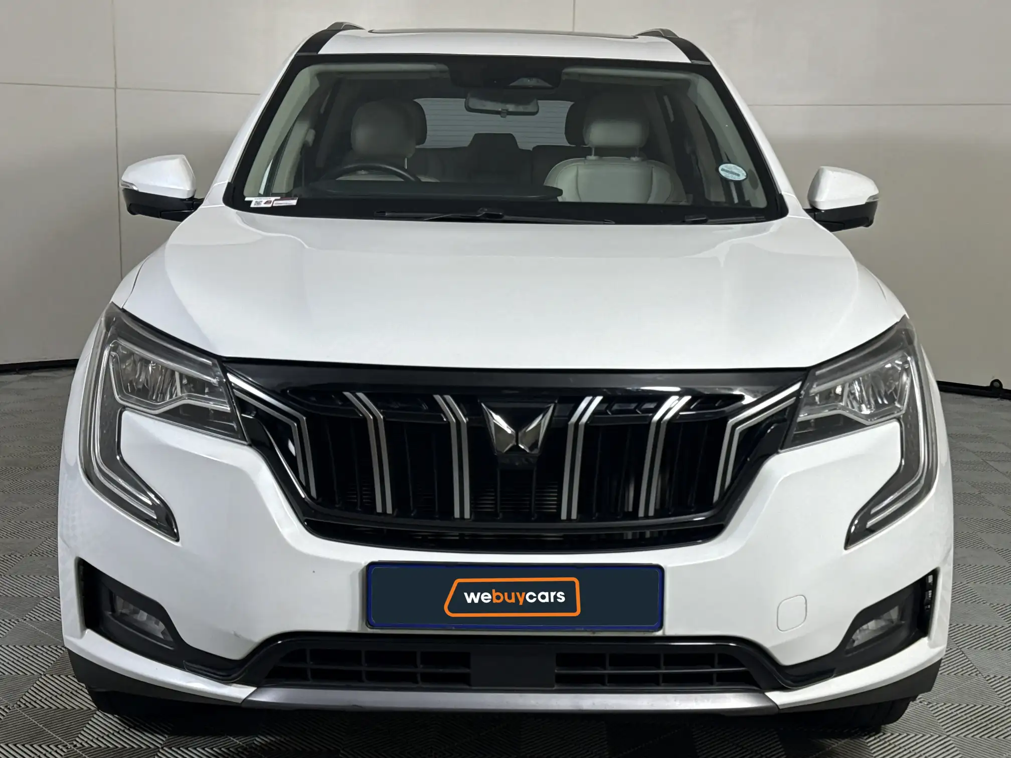 Mahindra XUV 700