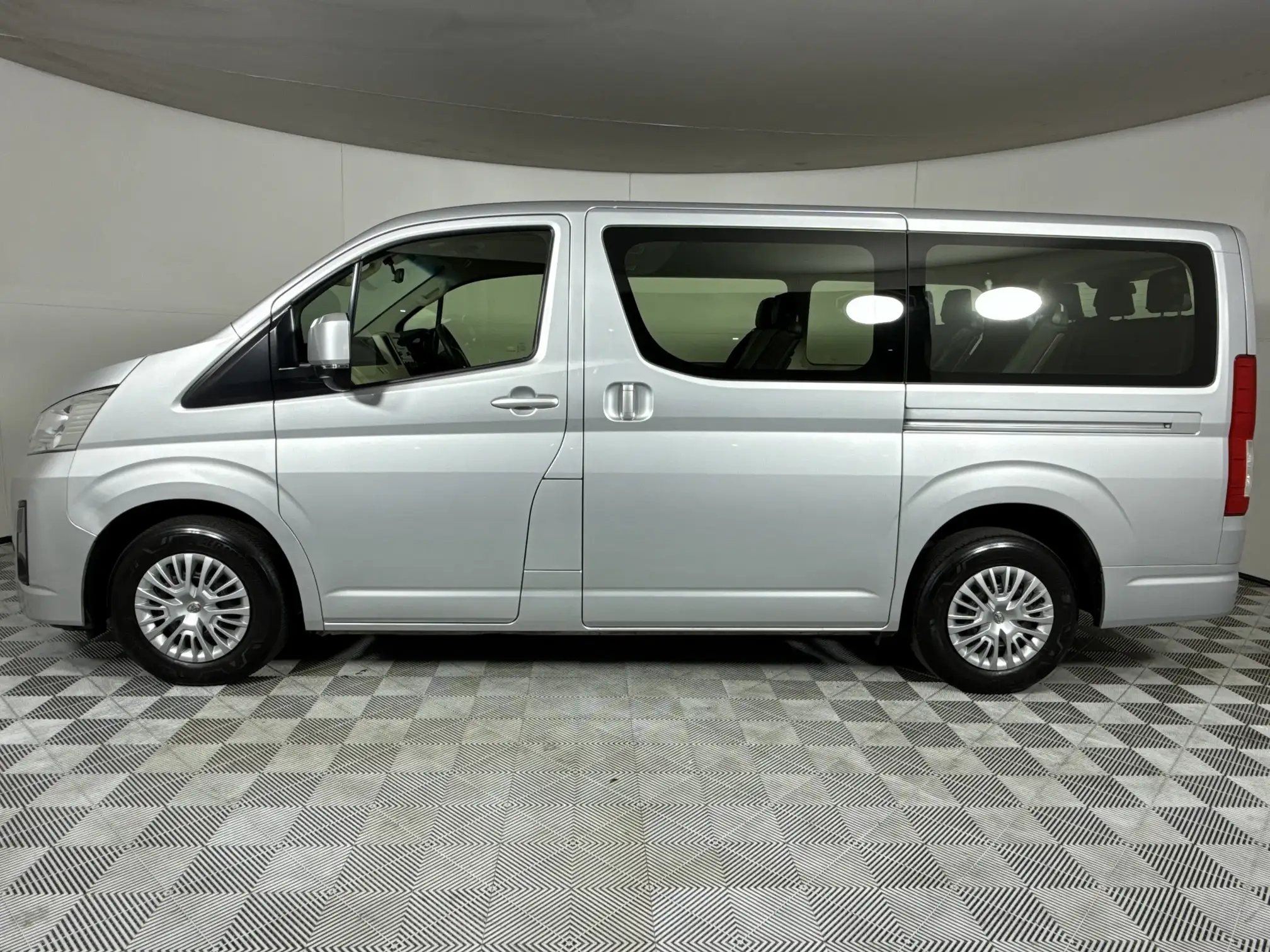 Toyota Quantum