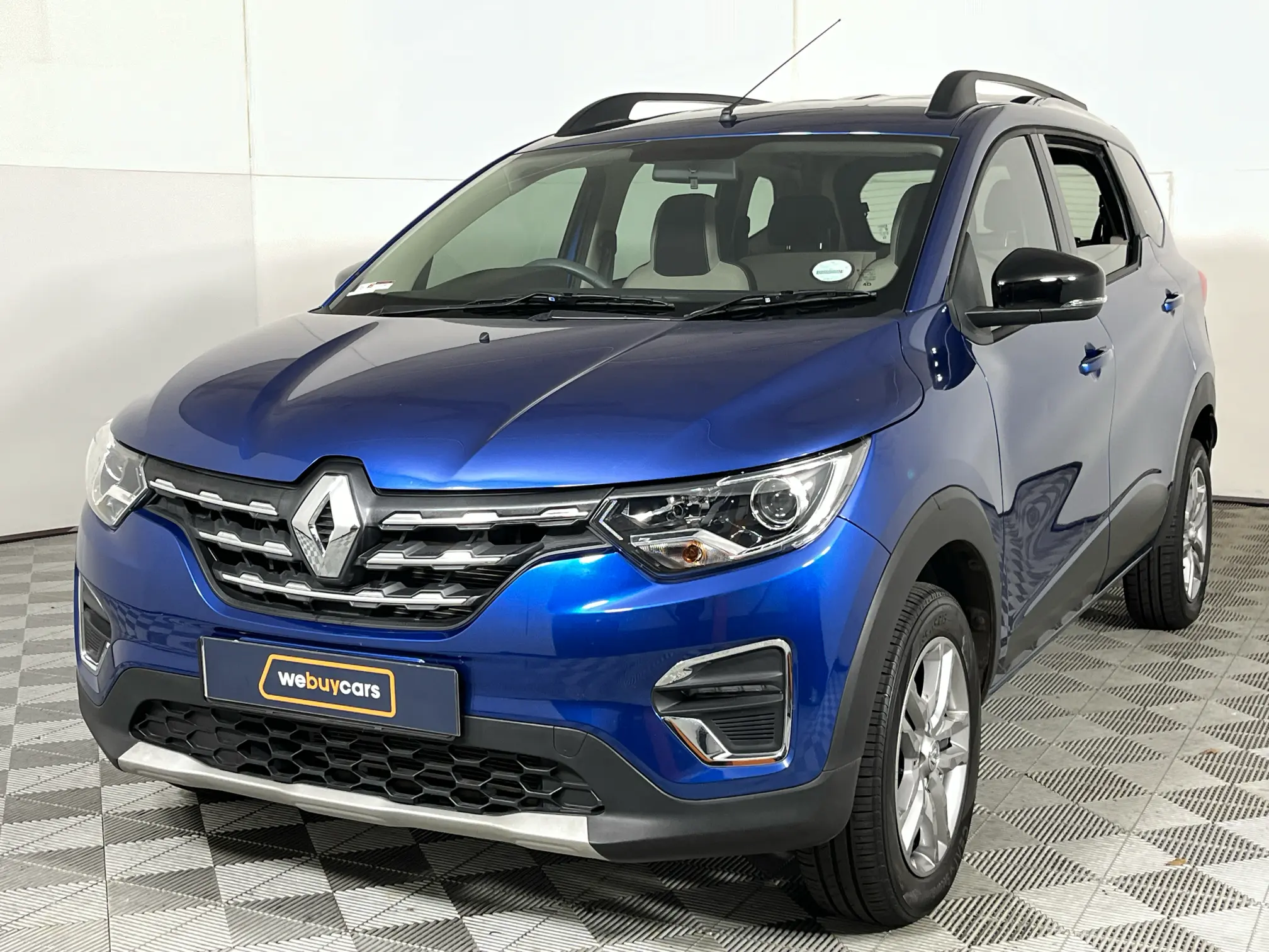 2022 Renault Triber 1.0 Prestige / Intens