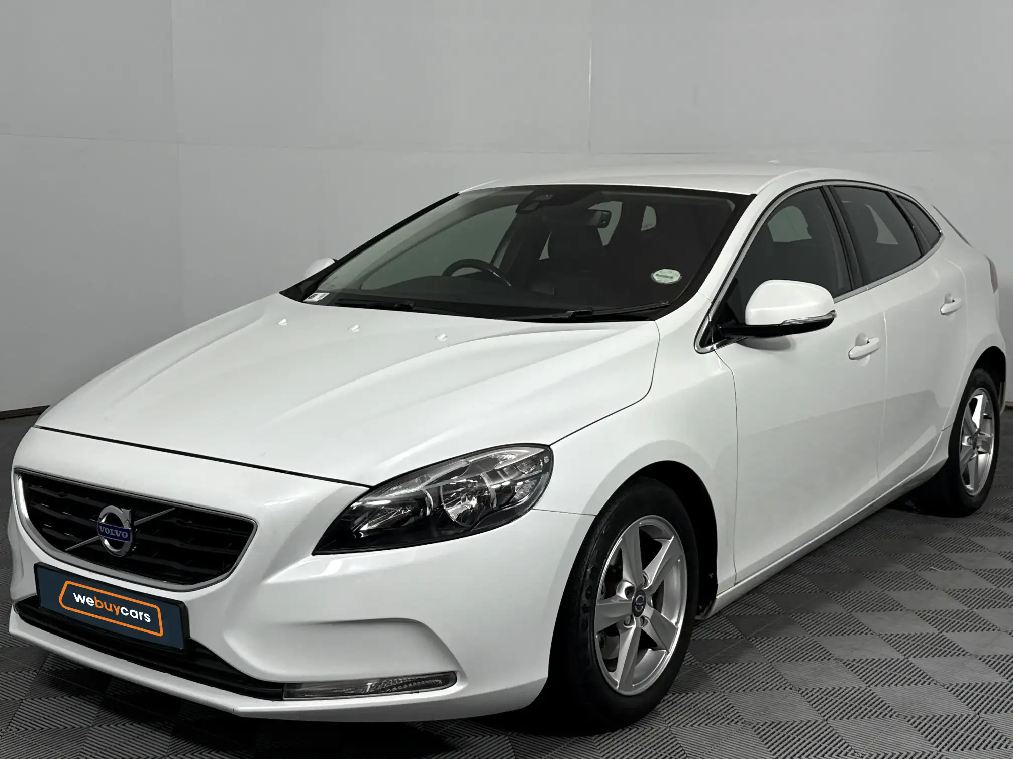 2015 Volvo V40