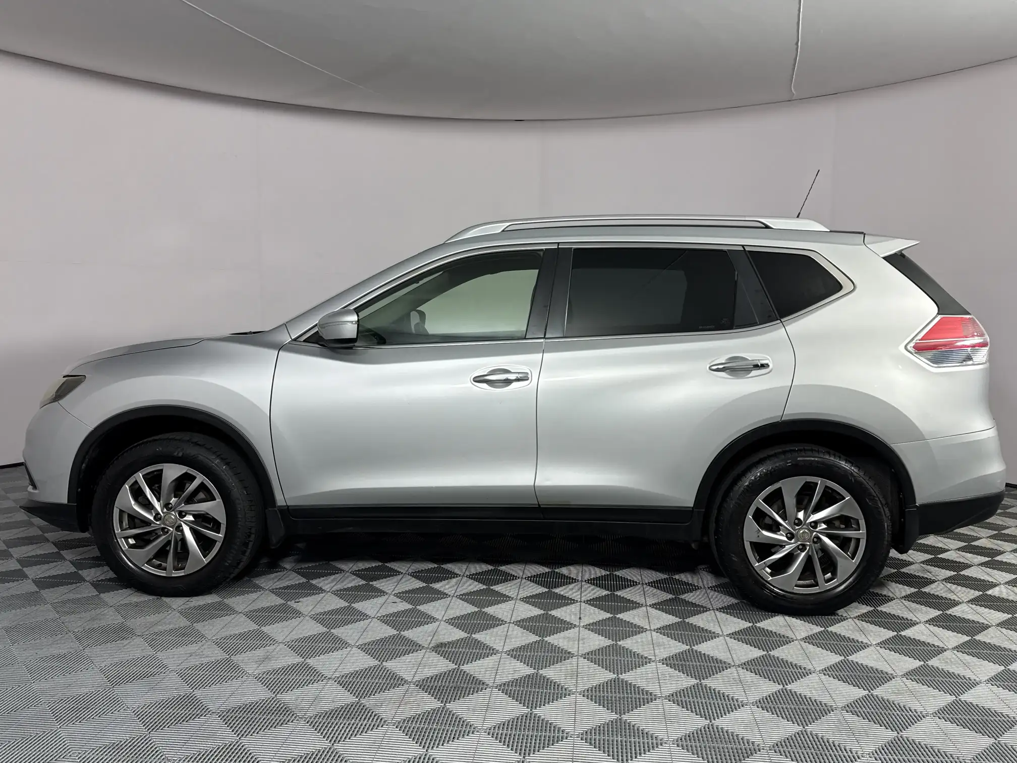 Nissan X Trail
