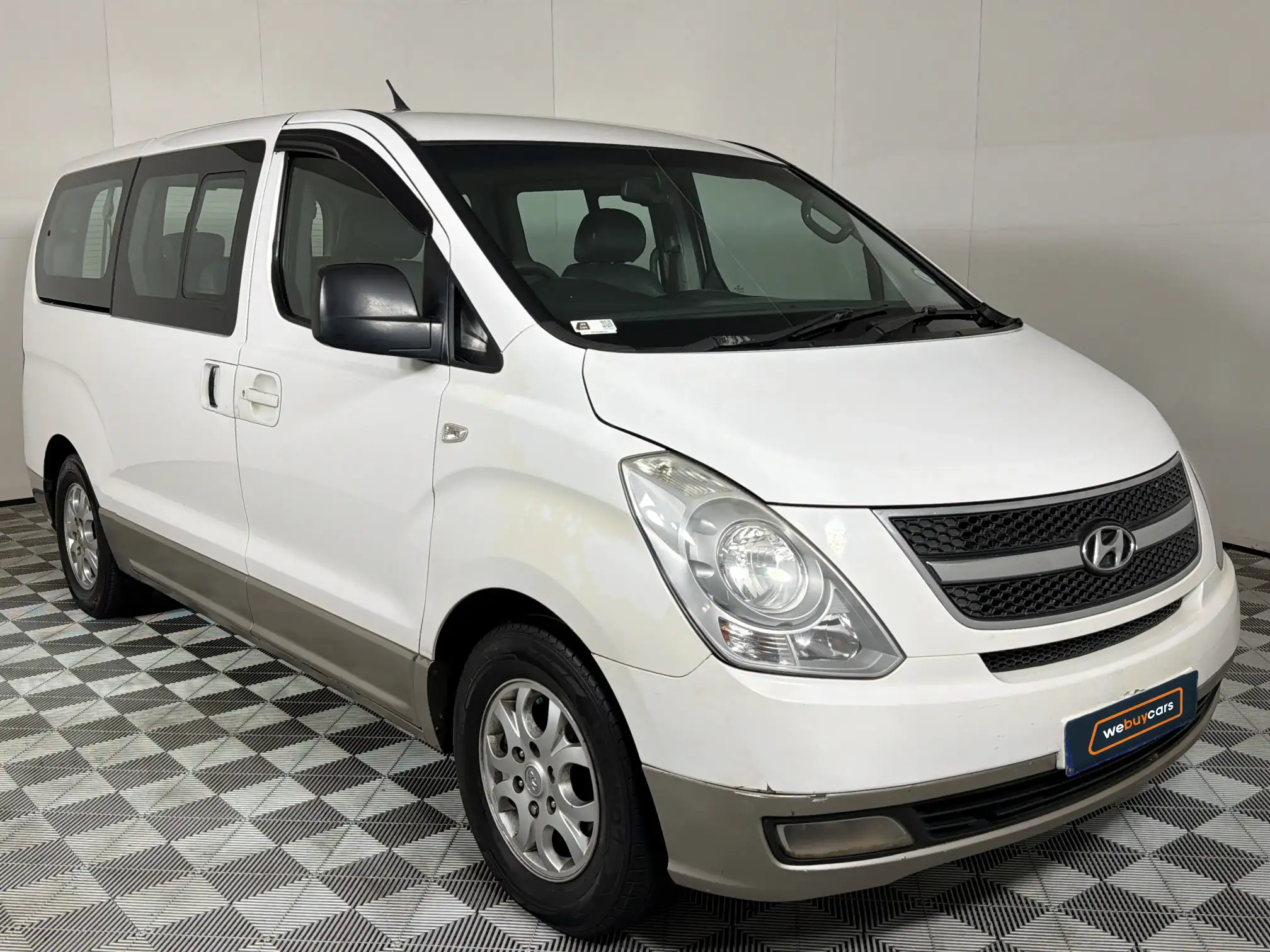 Hyundai H-1
