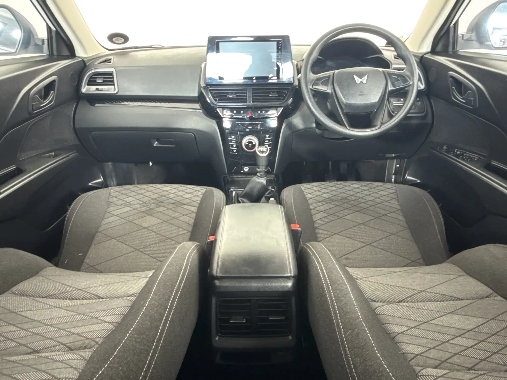 Mahindra Xuv3xo