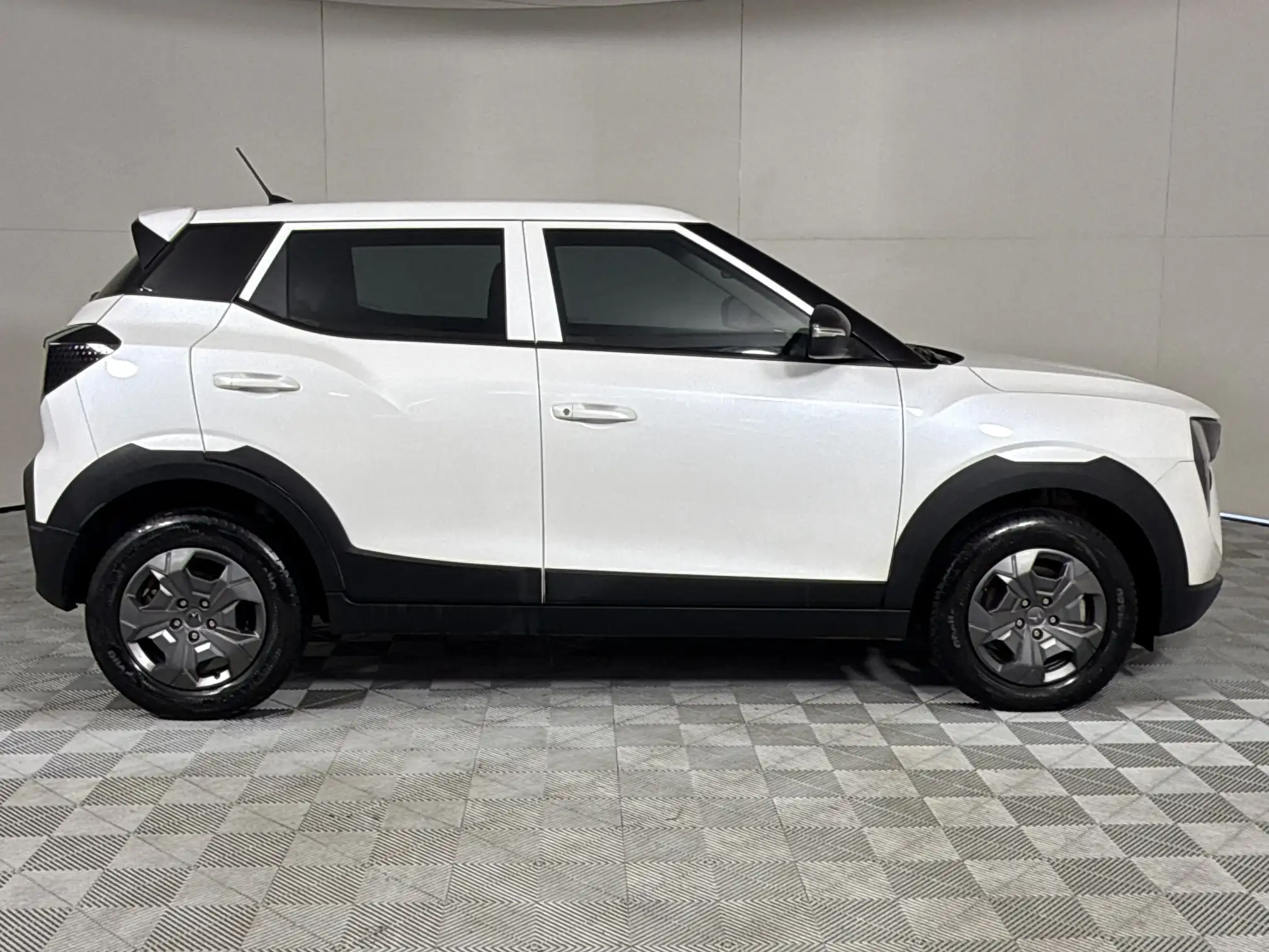 Mahindra Xuv3xo
