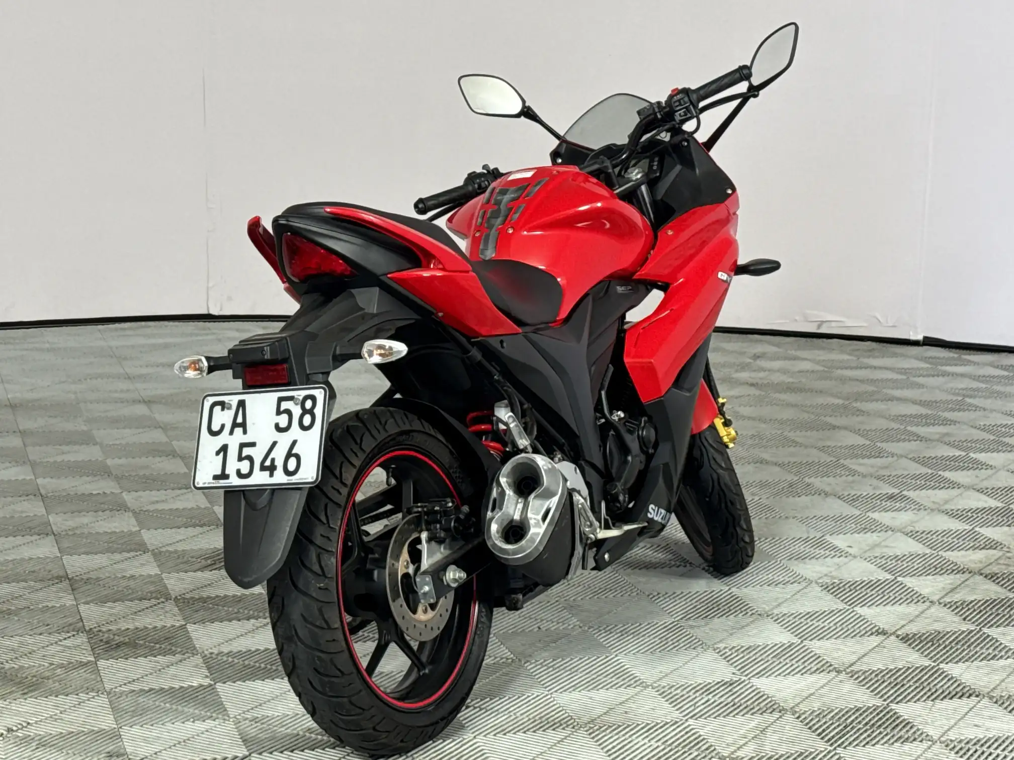 Suzuki GSX