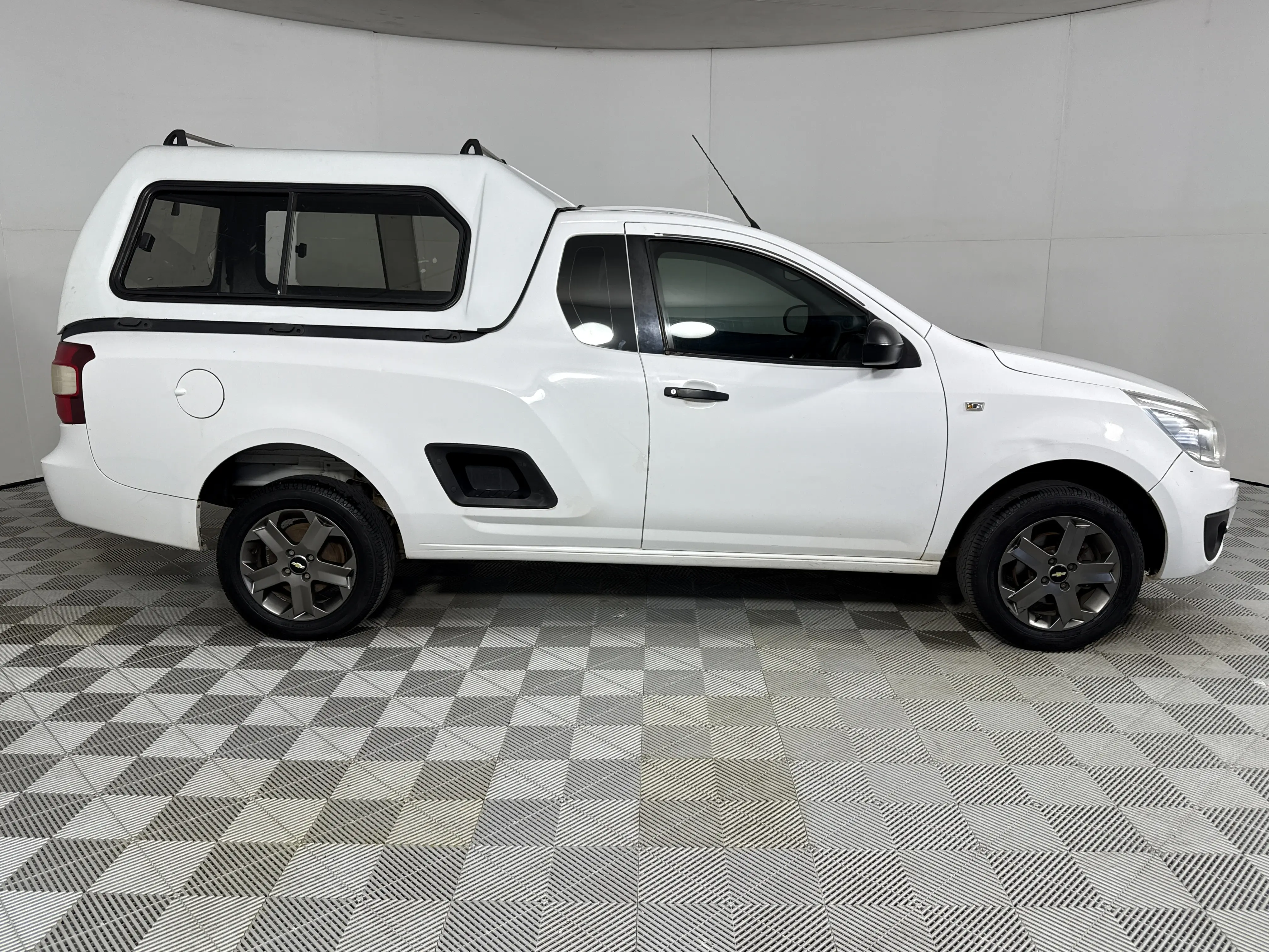 2016 Chevrolet Utility 1.4 Club Pick Up Single Cab, photo 4