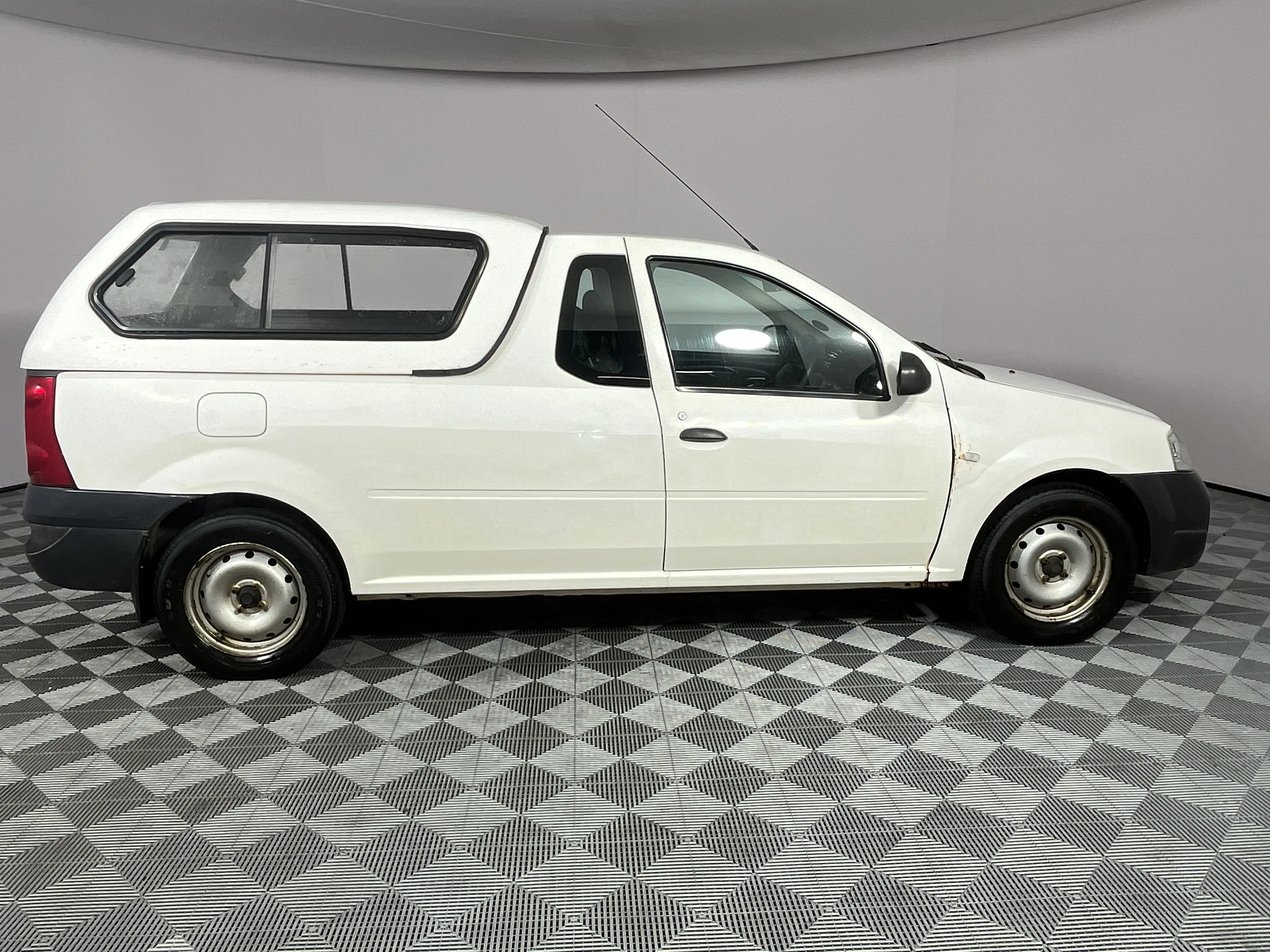 2019 Nissan NP200 1.6 Pick Up Single Cab, photo 4