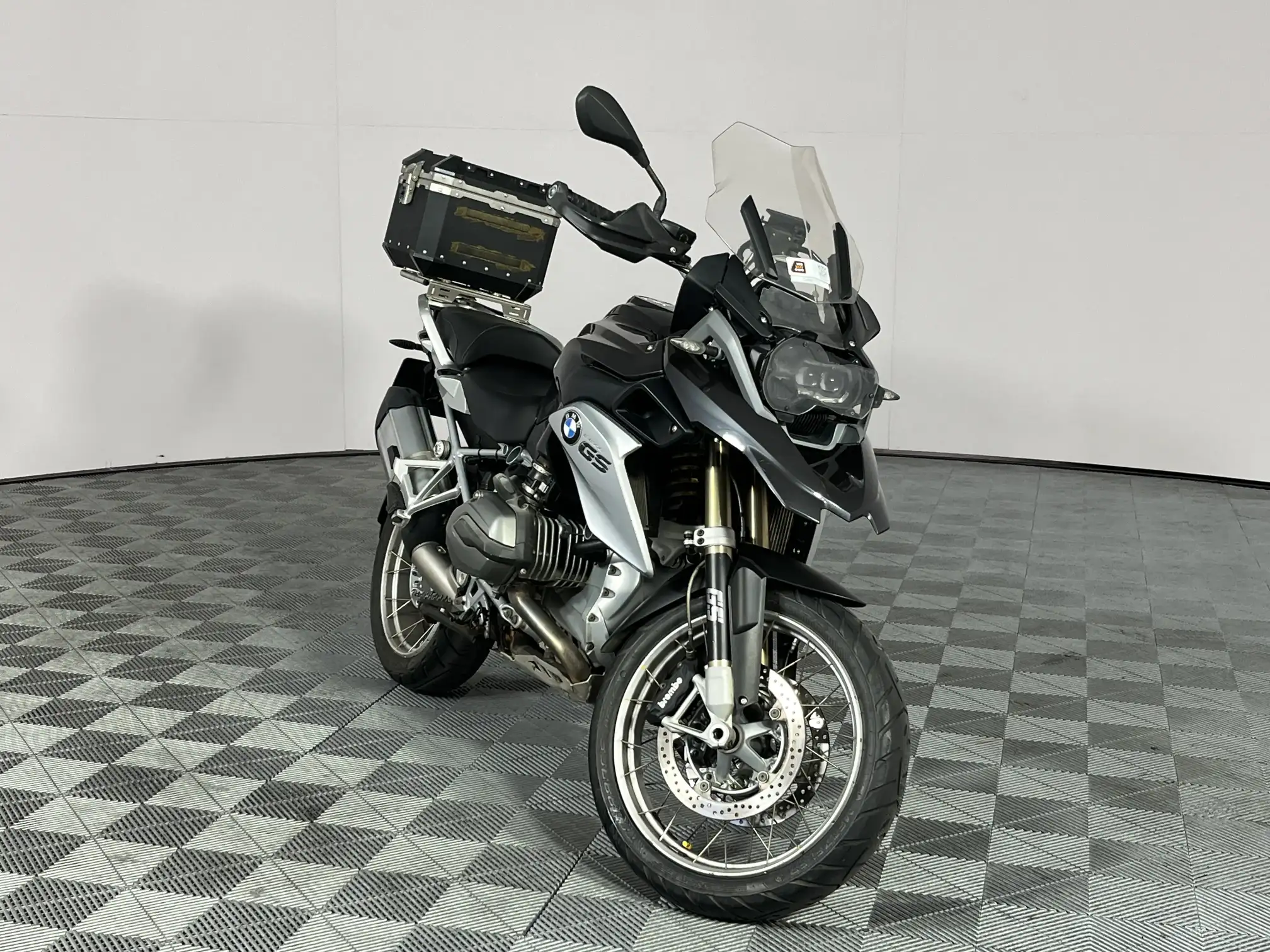 BMW R Series