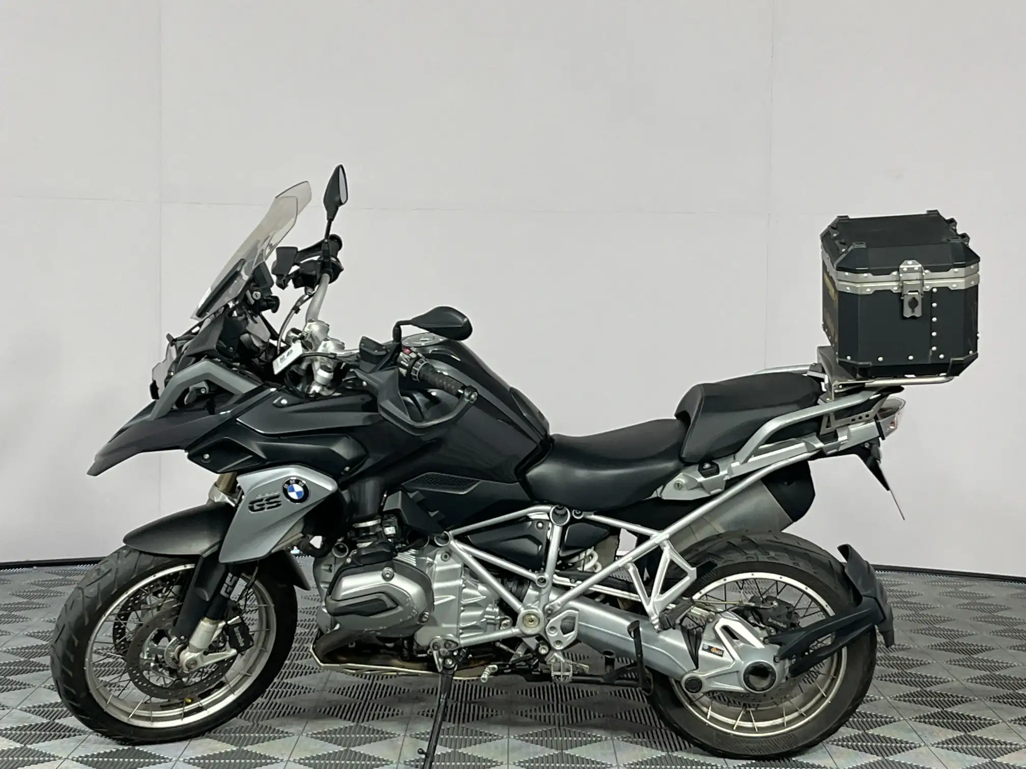 BMW R Series