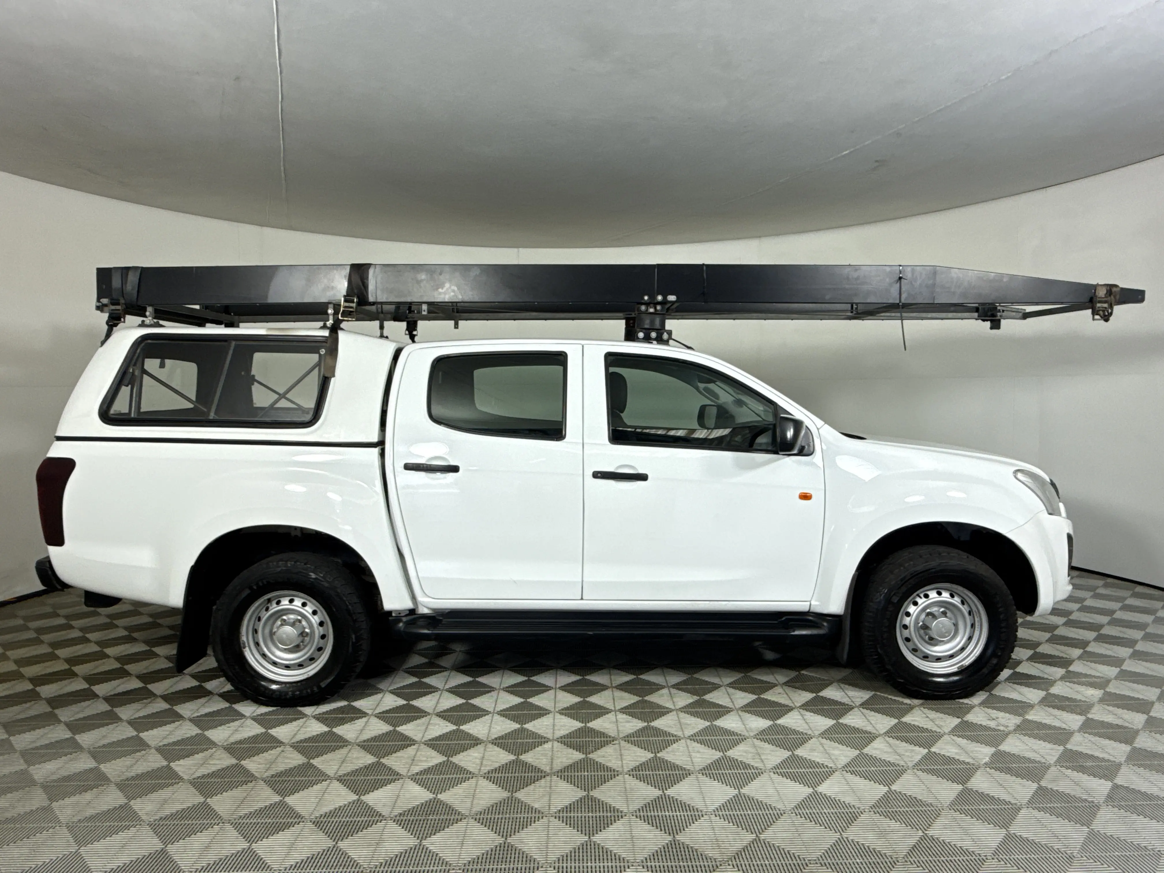 2022 Isuzu D-MAX 250 HO Hi-Ride Double Cab Pick Up, photo 4