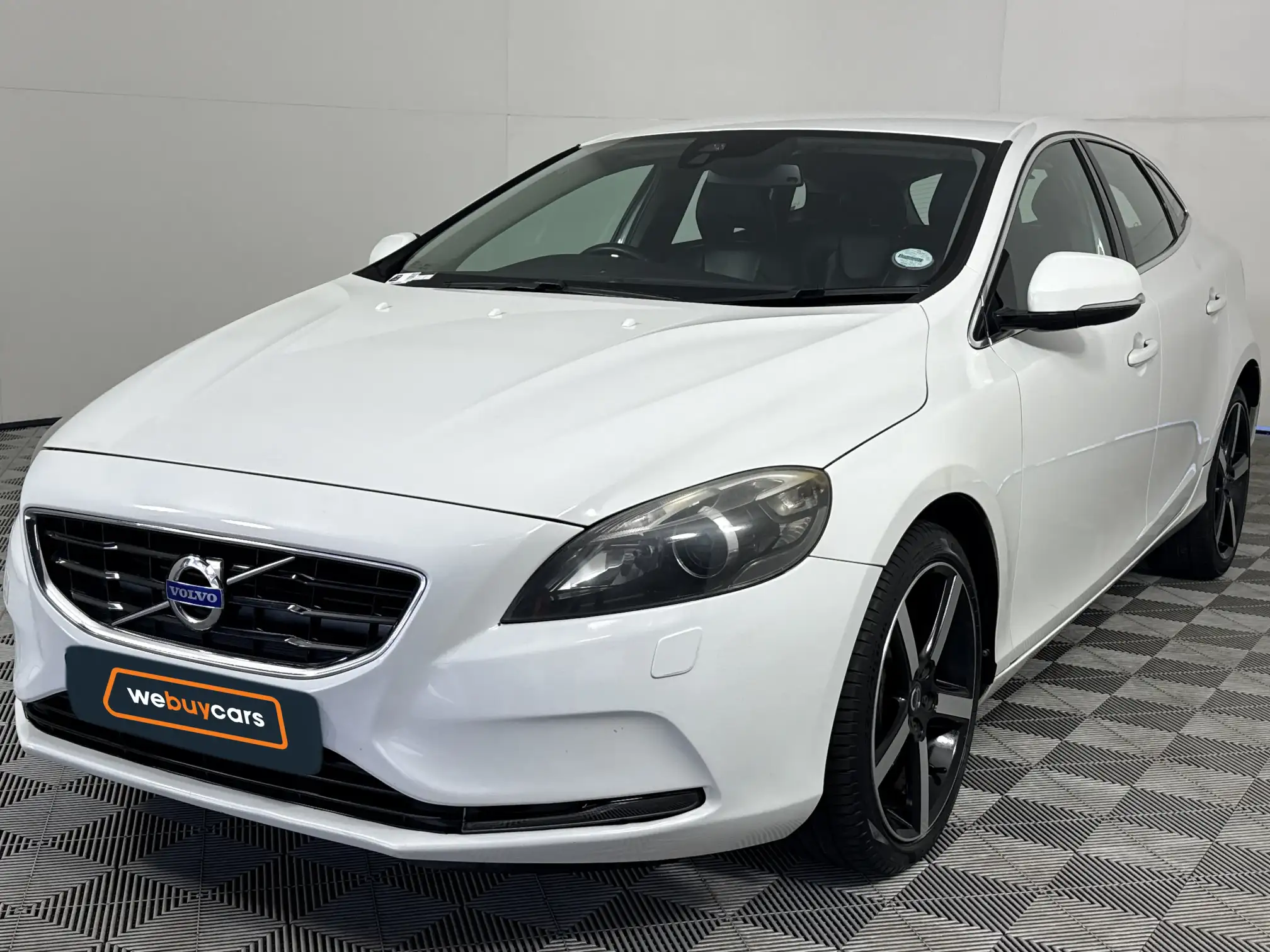 2014 Volvo V40