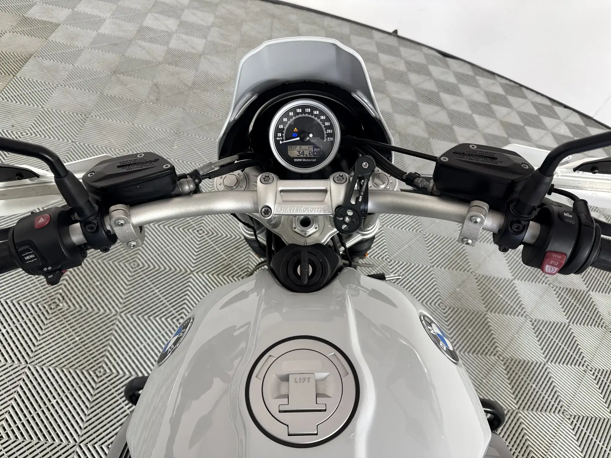 BMW R Series