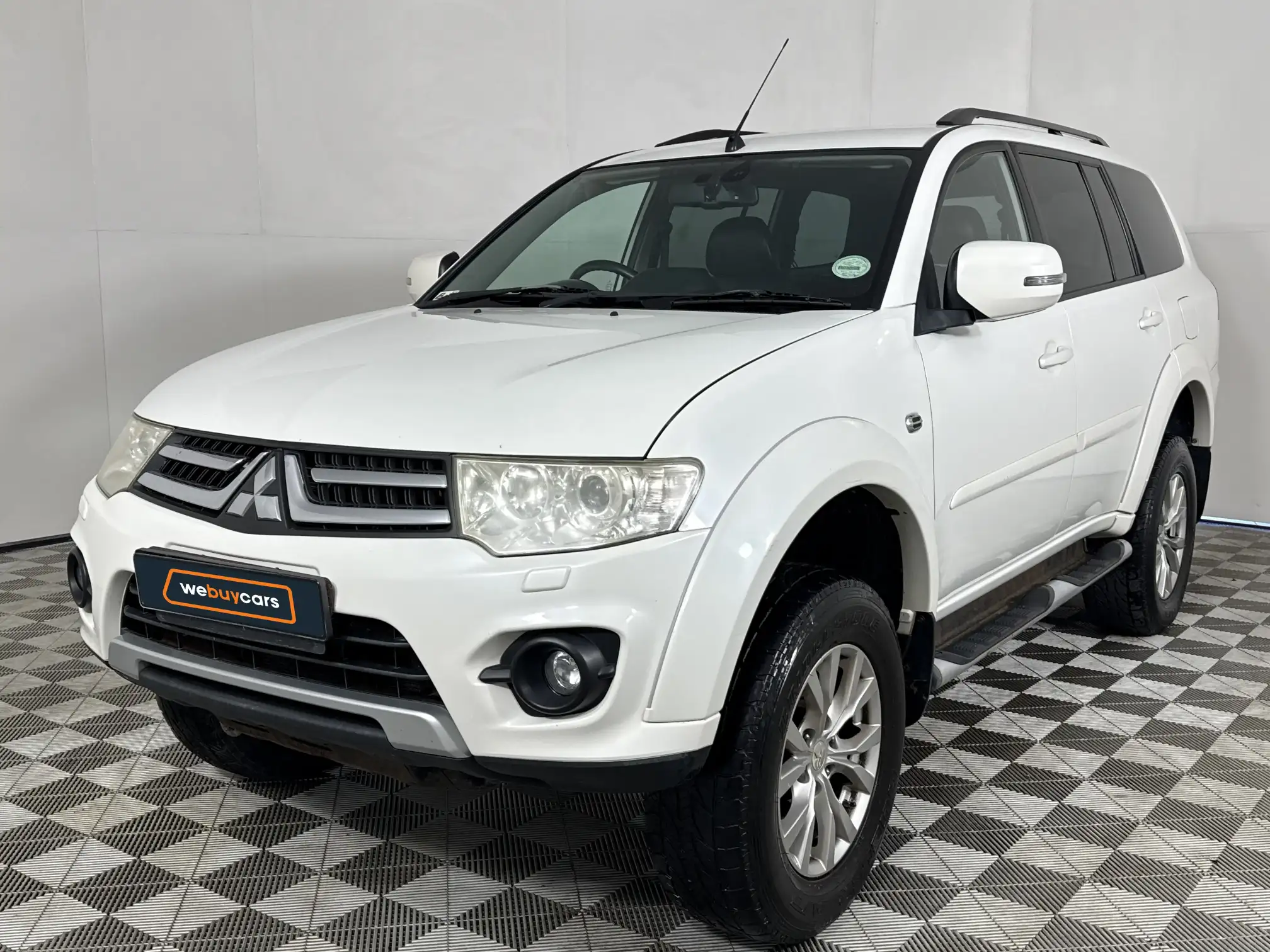 2016 Mitsubishi Pajero Sport