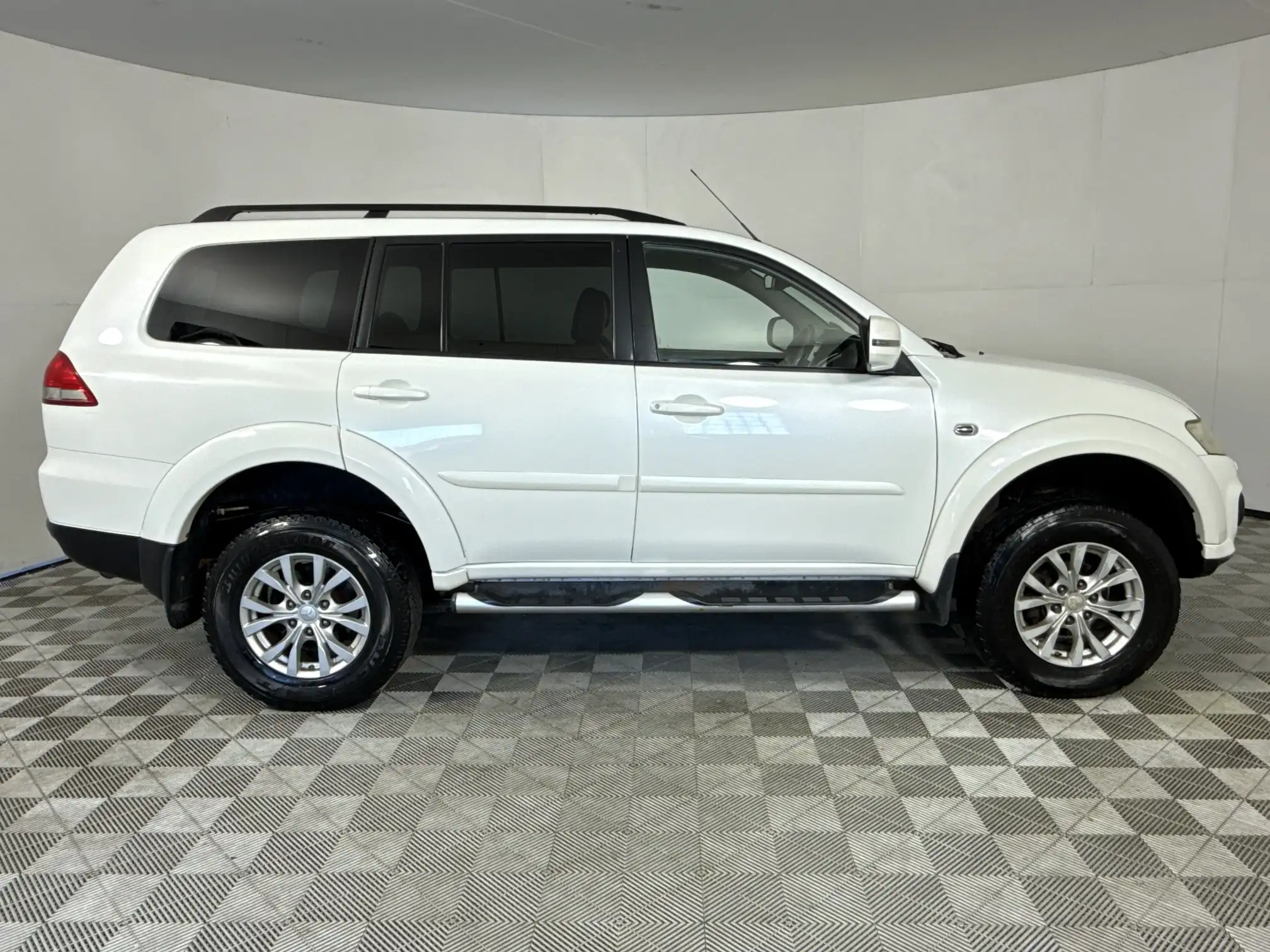 Mitsubishi Pajero Sport