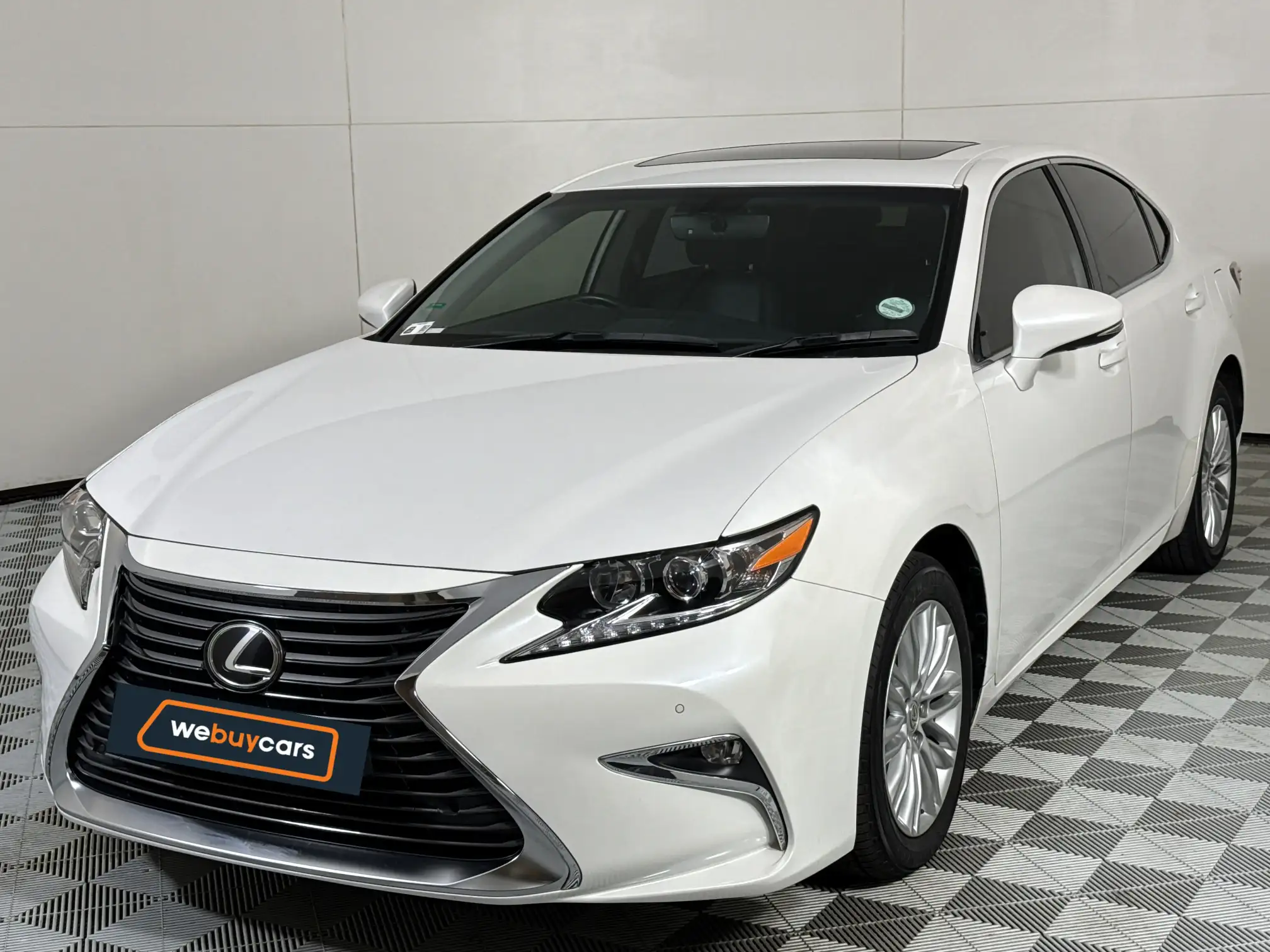 Lexus ES