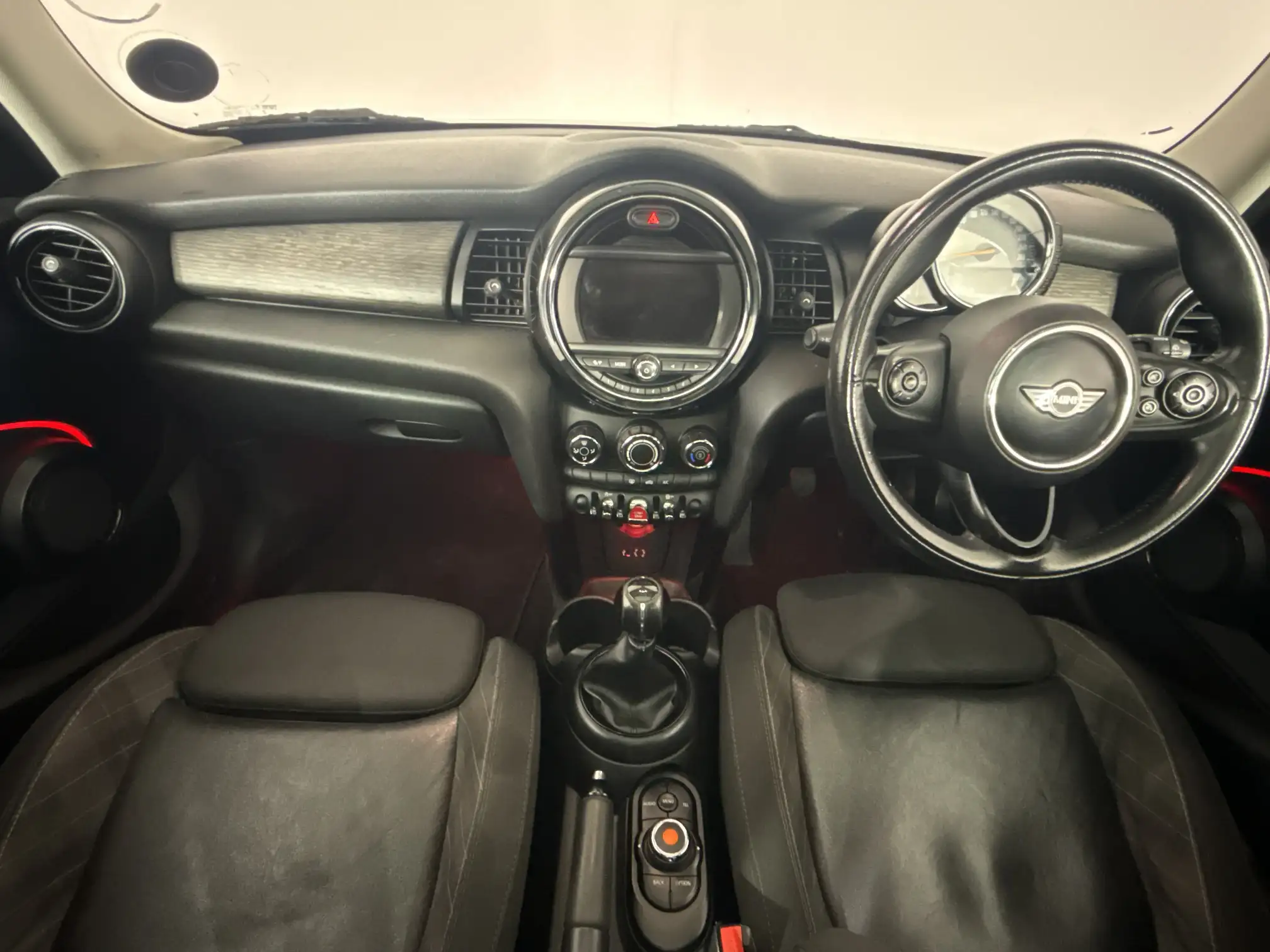 Mini Cooper 5DR