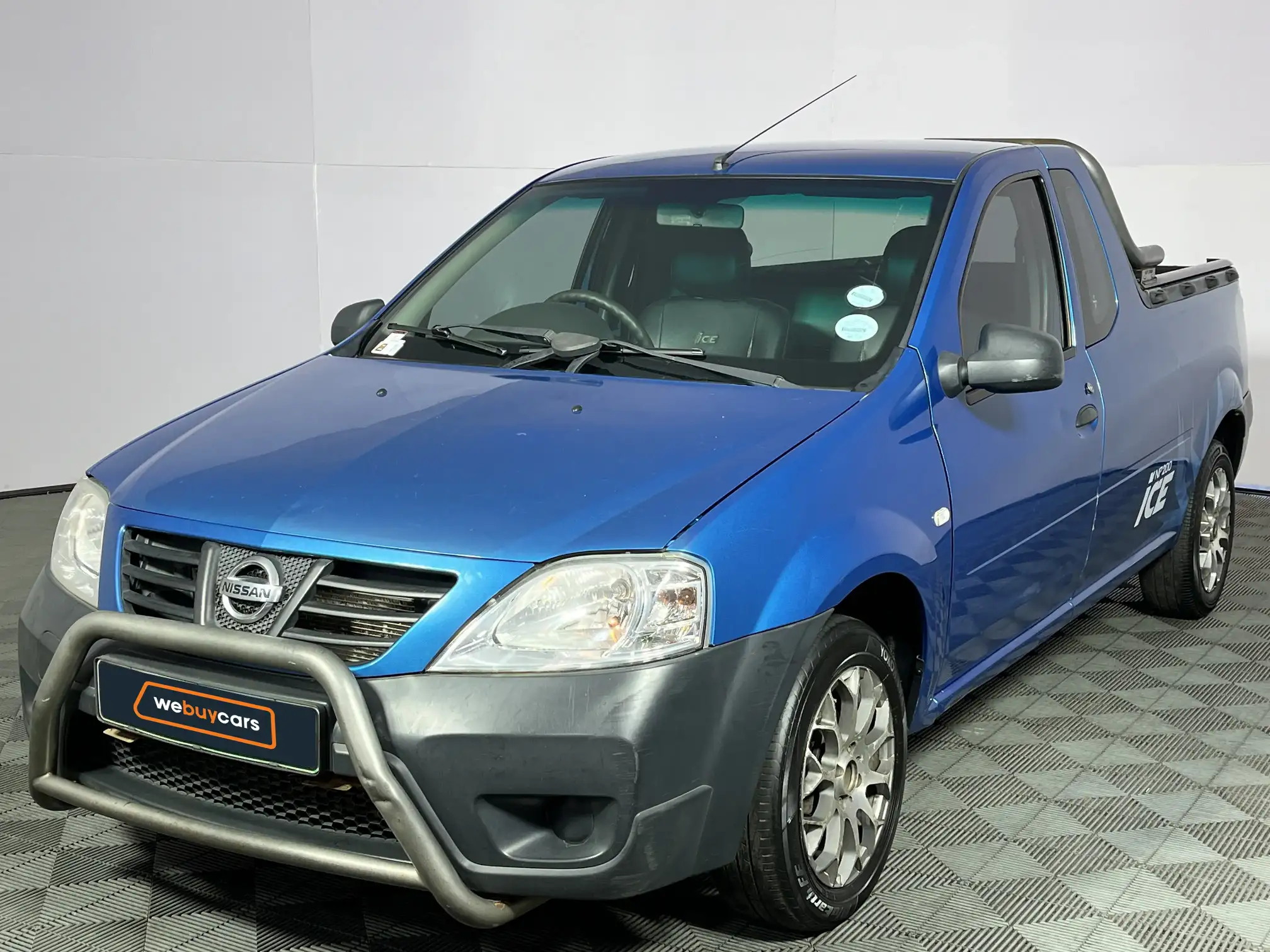 2017 Nissan NP200