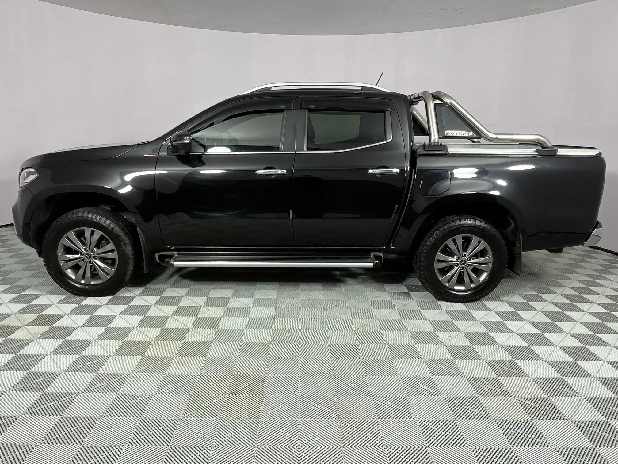 Mercedes-Benz X-Class