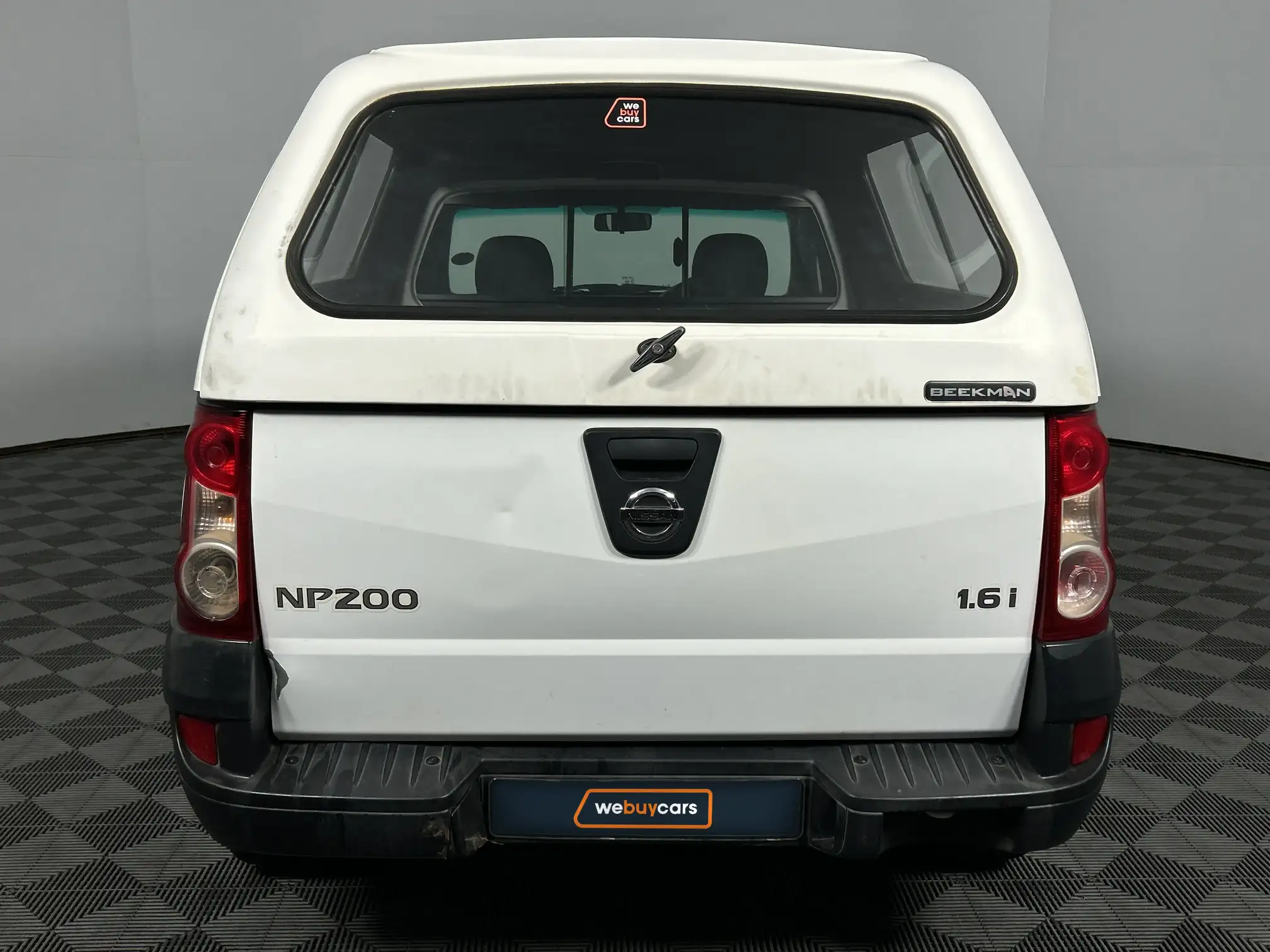 Nissan NP200