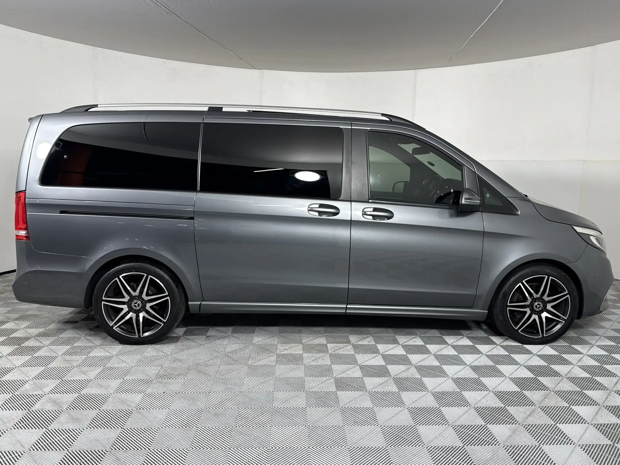 Mercedes-Benz V Class