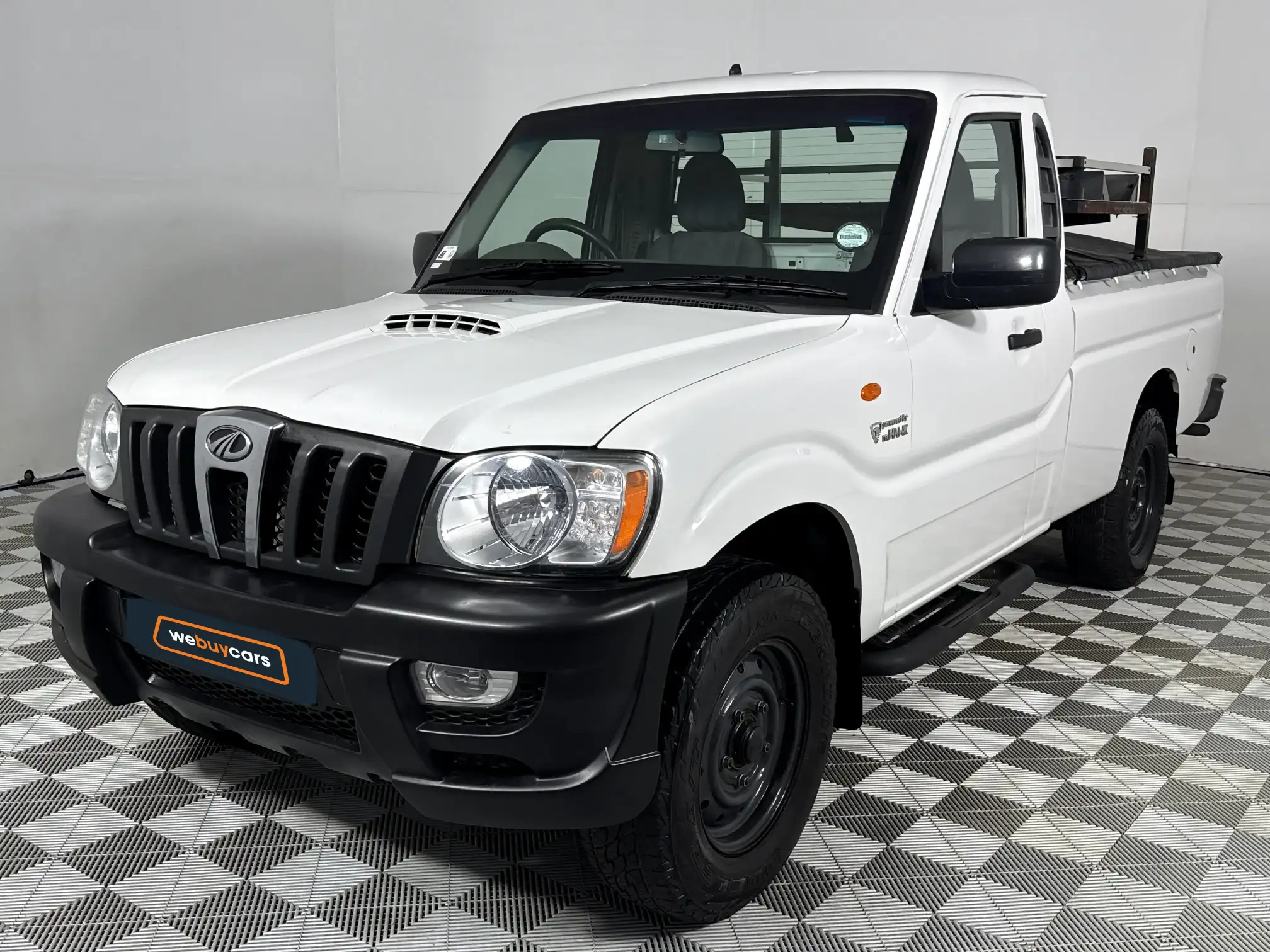 2017 Mahindra PIK UP