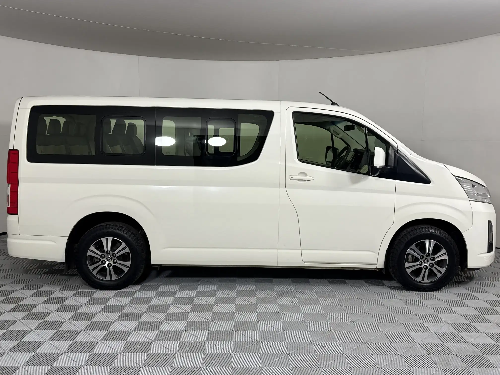 Toyota Quantum