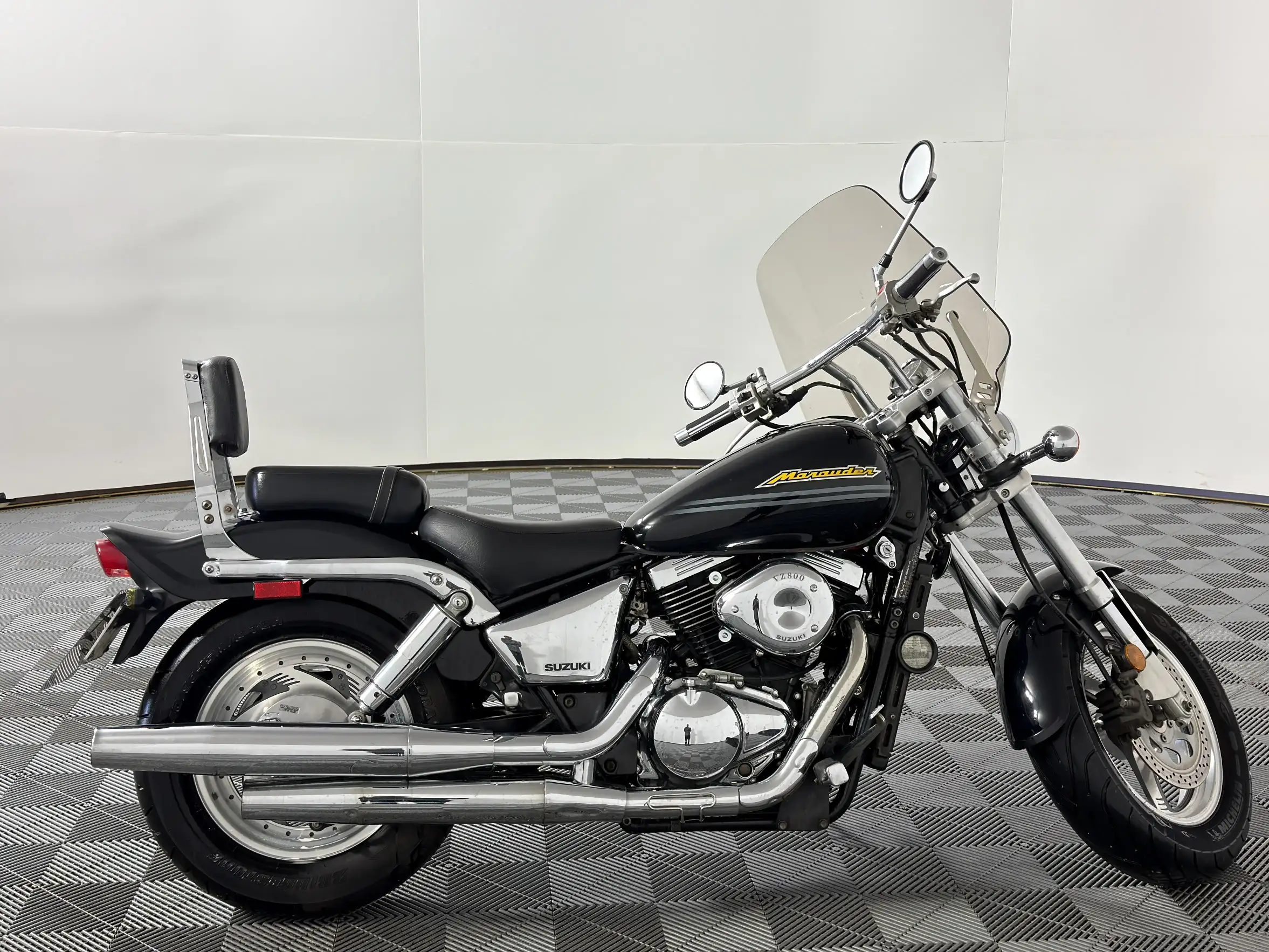 We Buy Cars | 2015 Suzuki VL — Stock Number D22502059