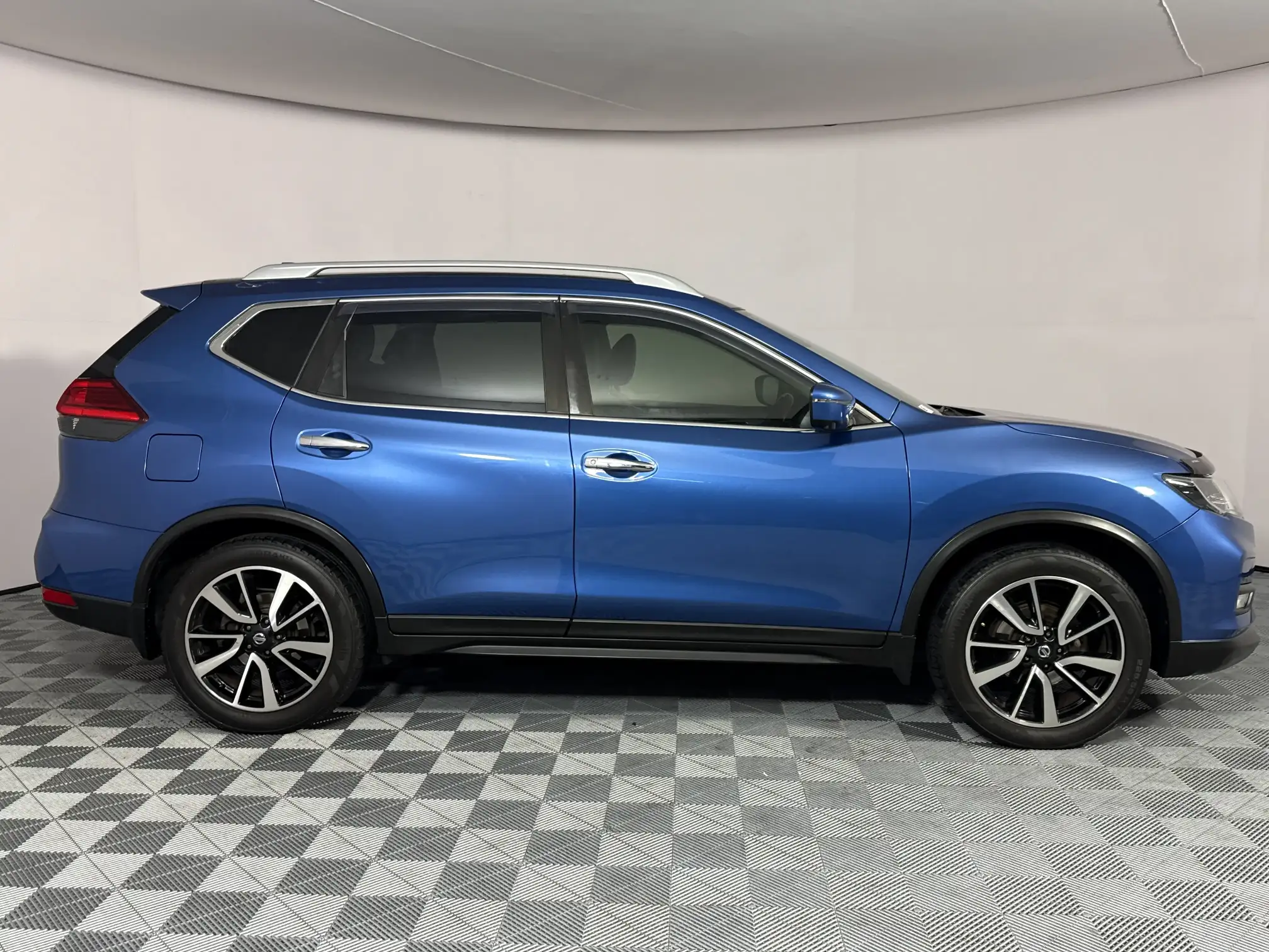 Nissan X Trail