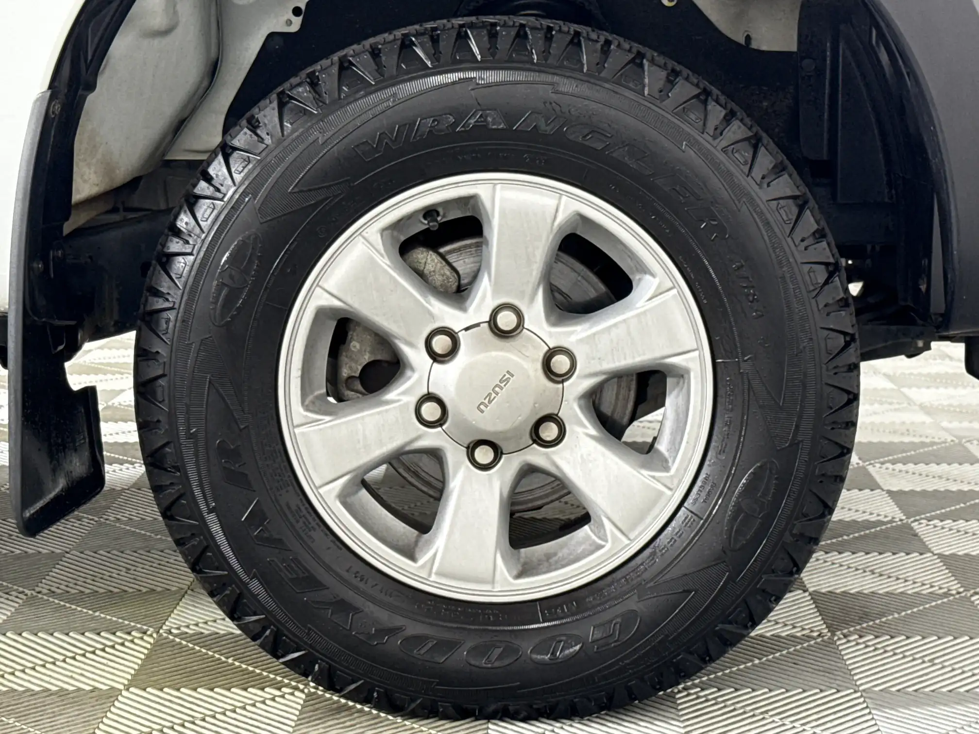 Isuzu D-MAX