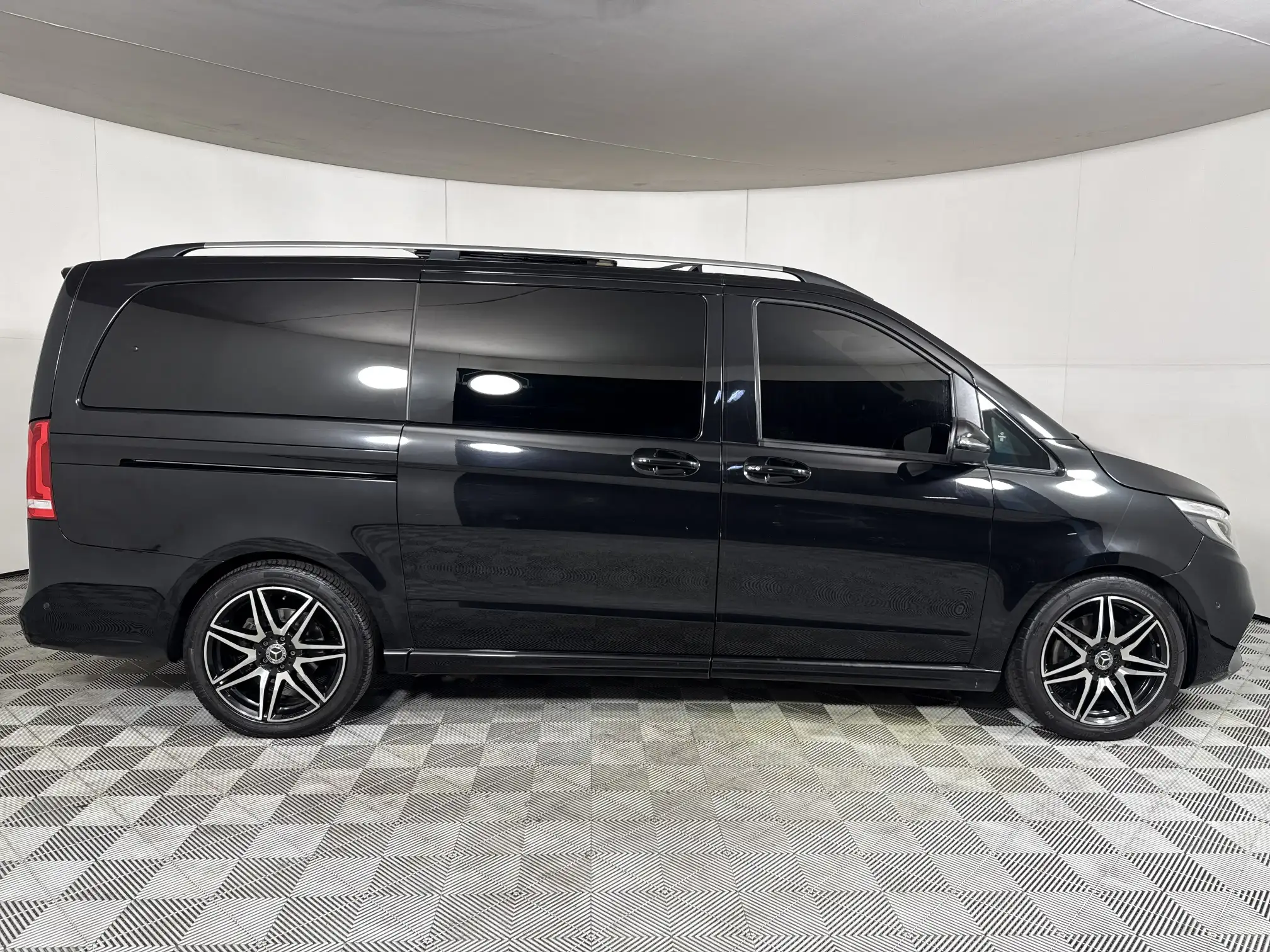 Mercedes-Benz V Class