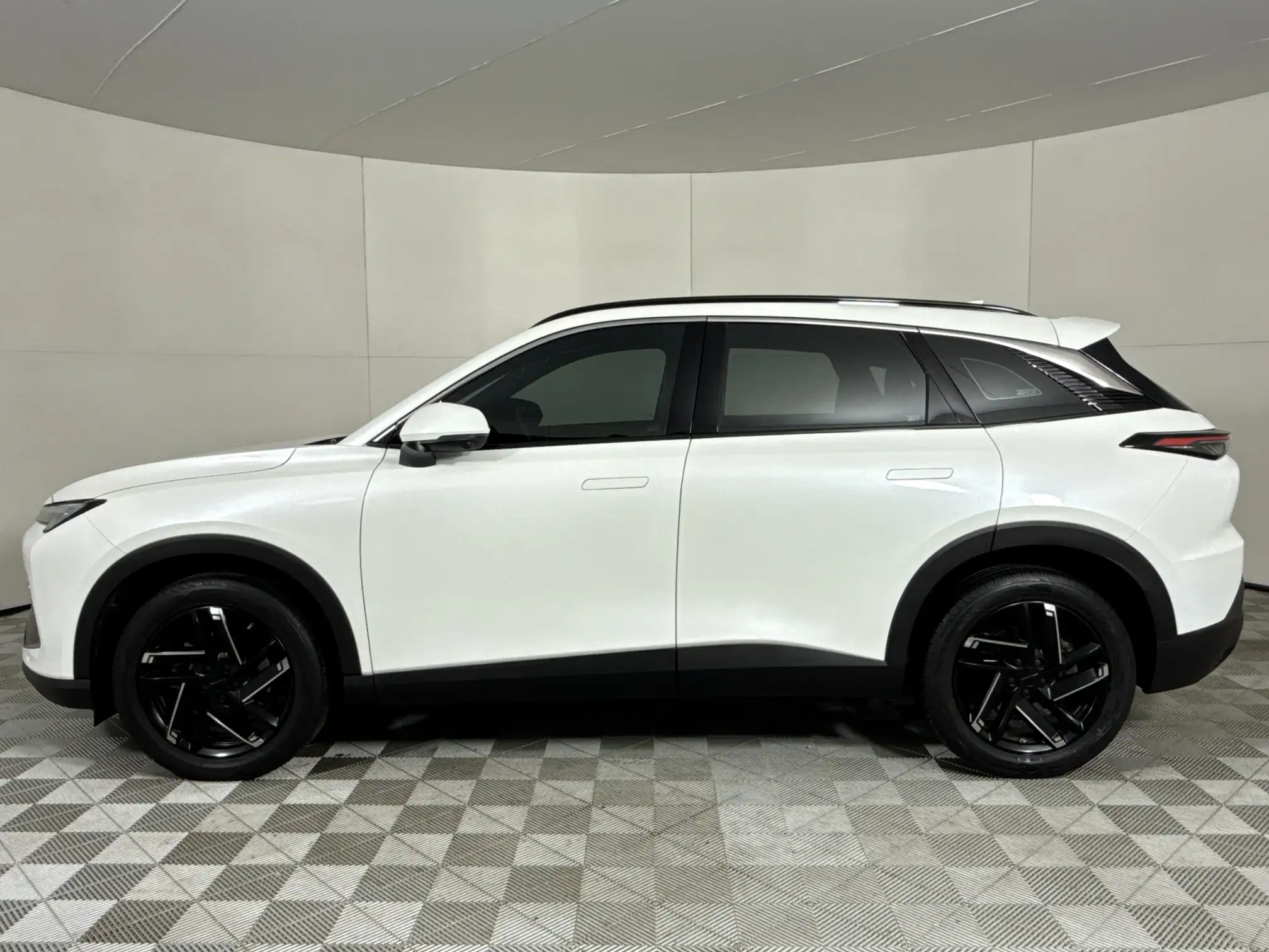 Baic X55