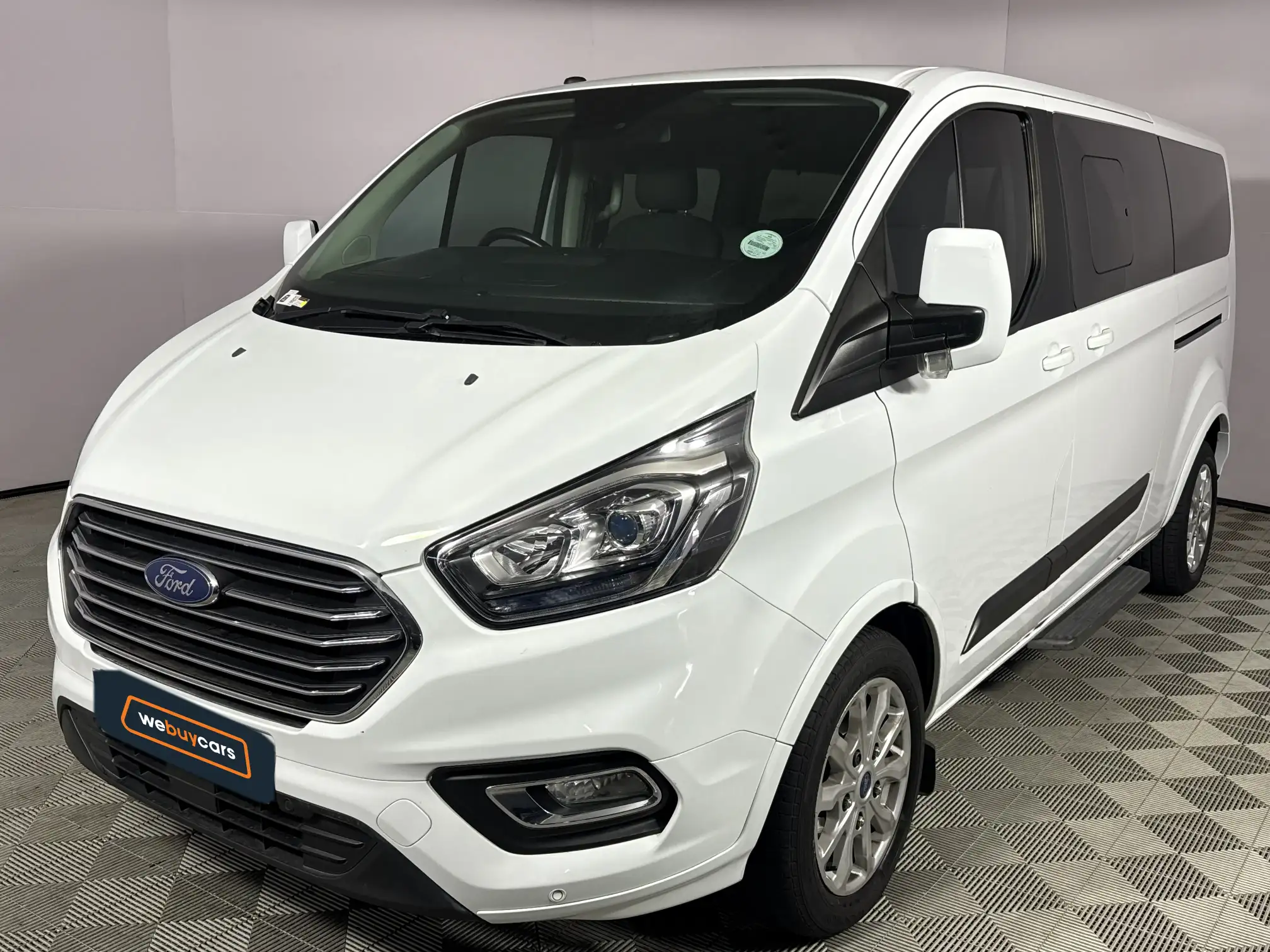 2021 Ford Tourneo