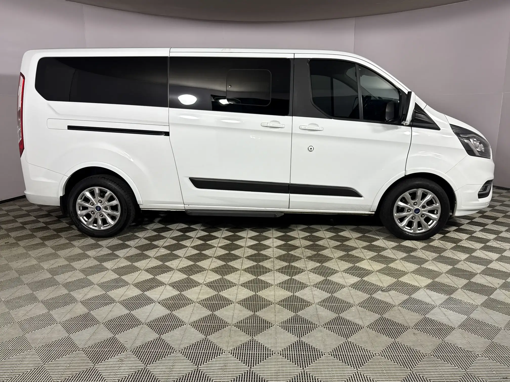 Ford Tourneo