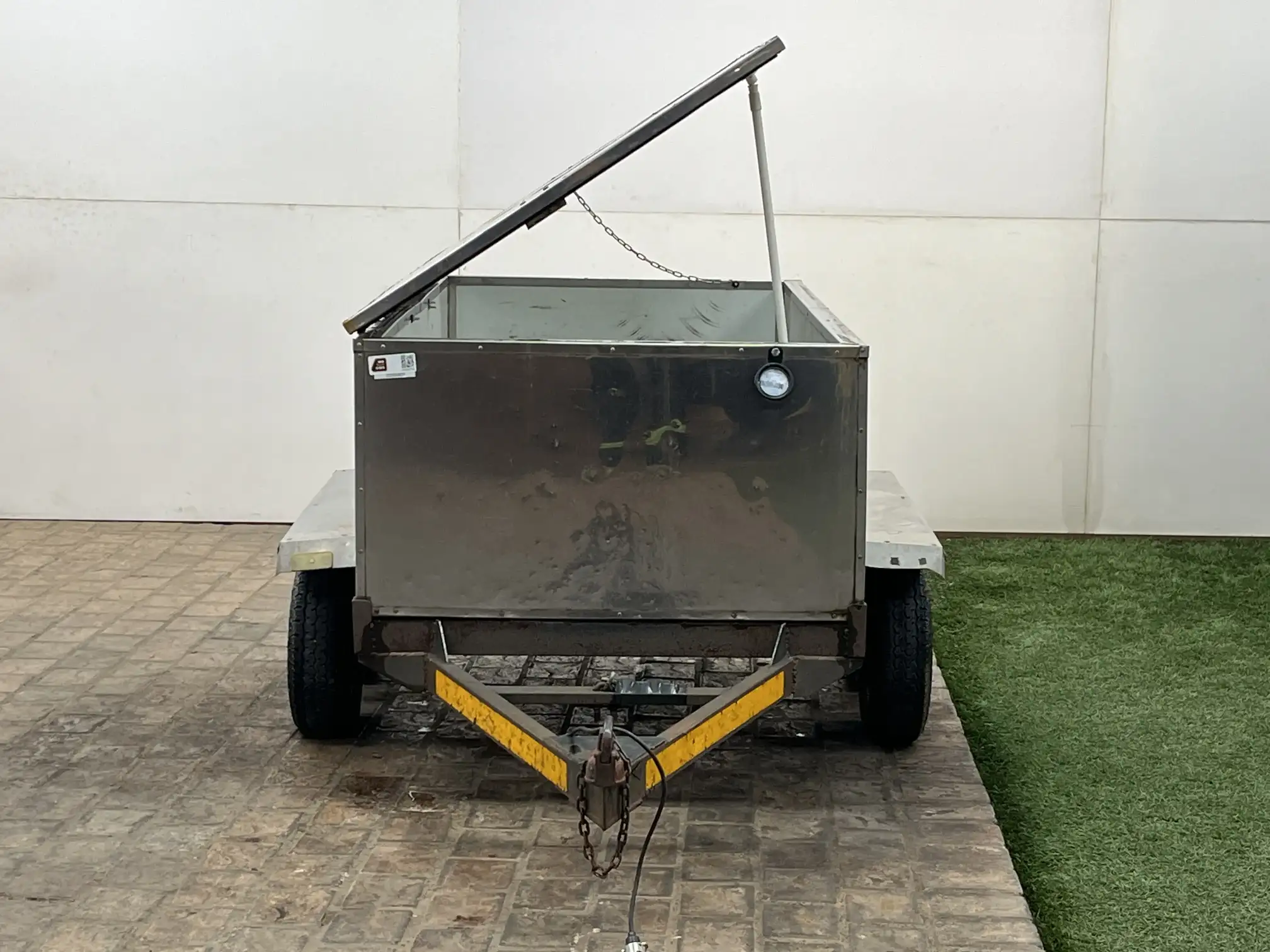 We Buy Cars | 1991 Venter Box Body — Stock Number D2DD00637