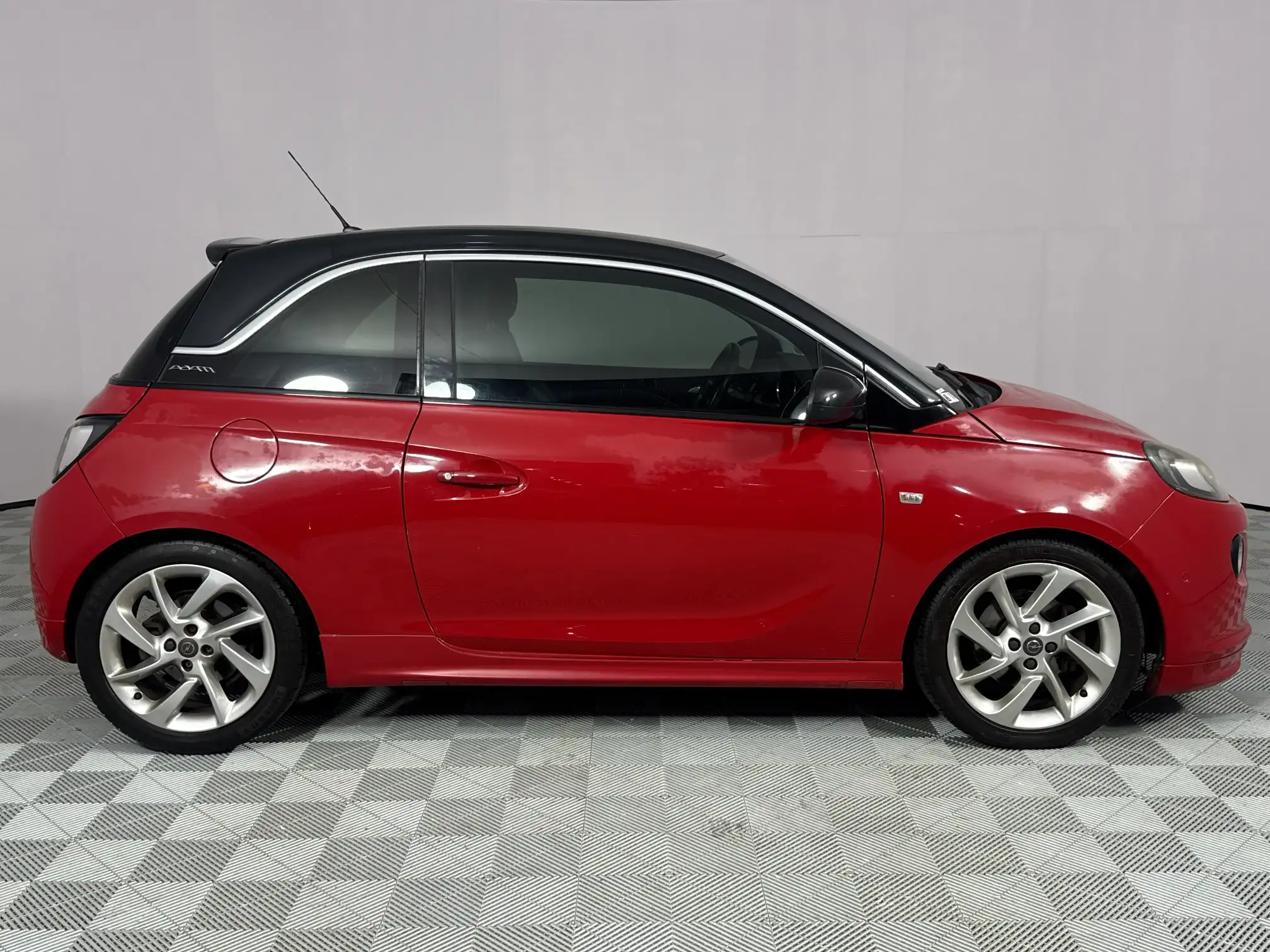 Opel Adam