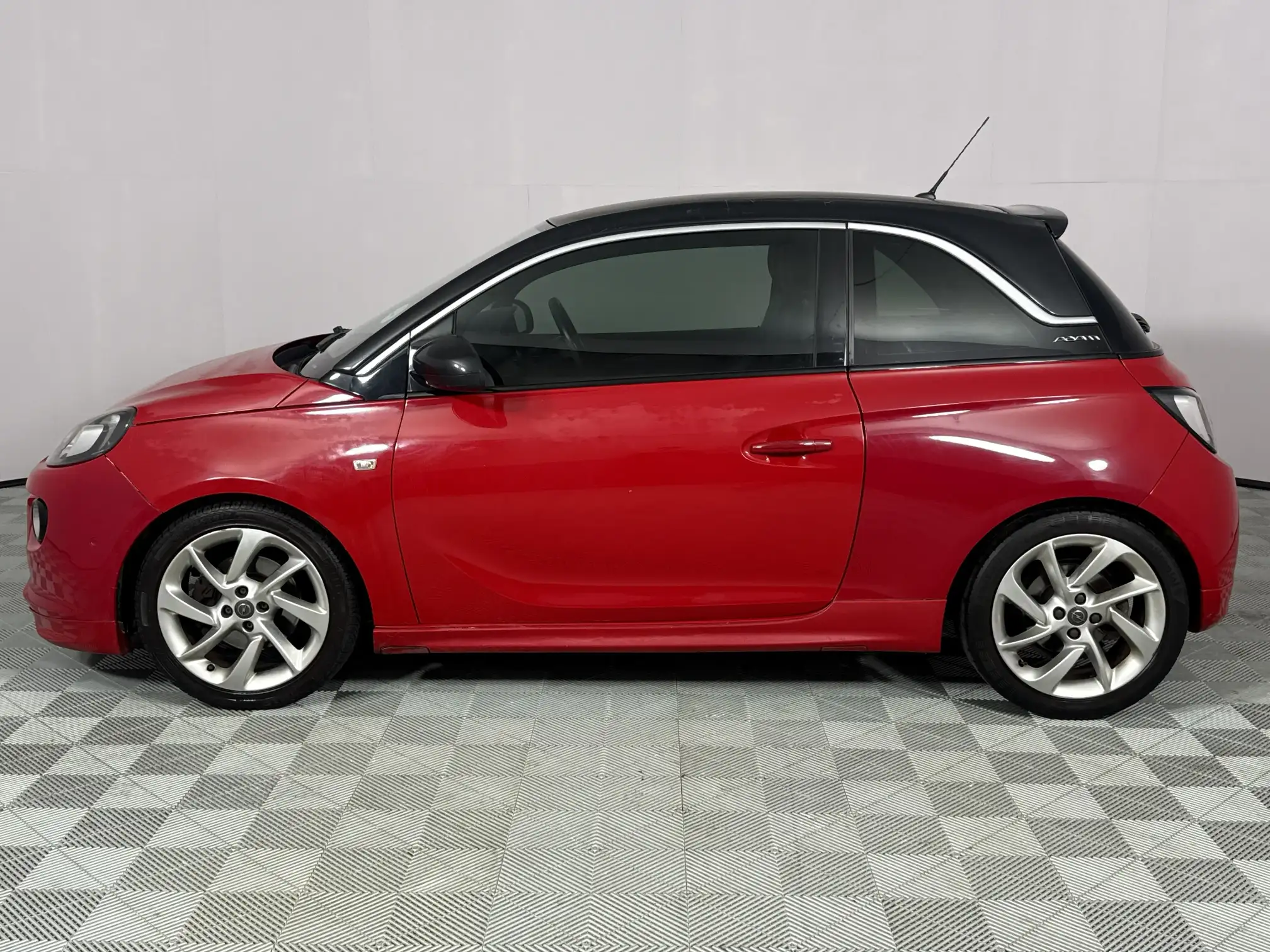 Opel Adam