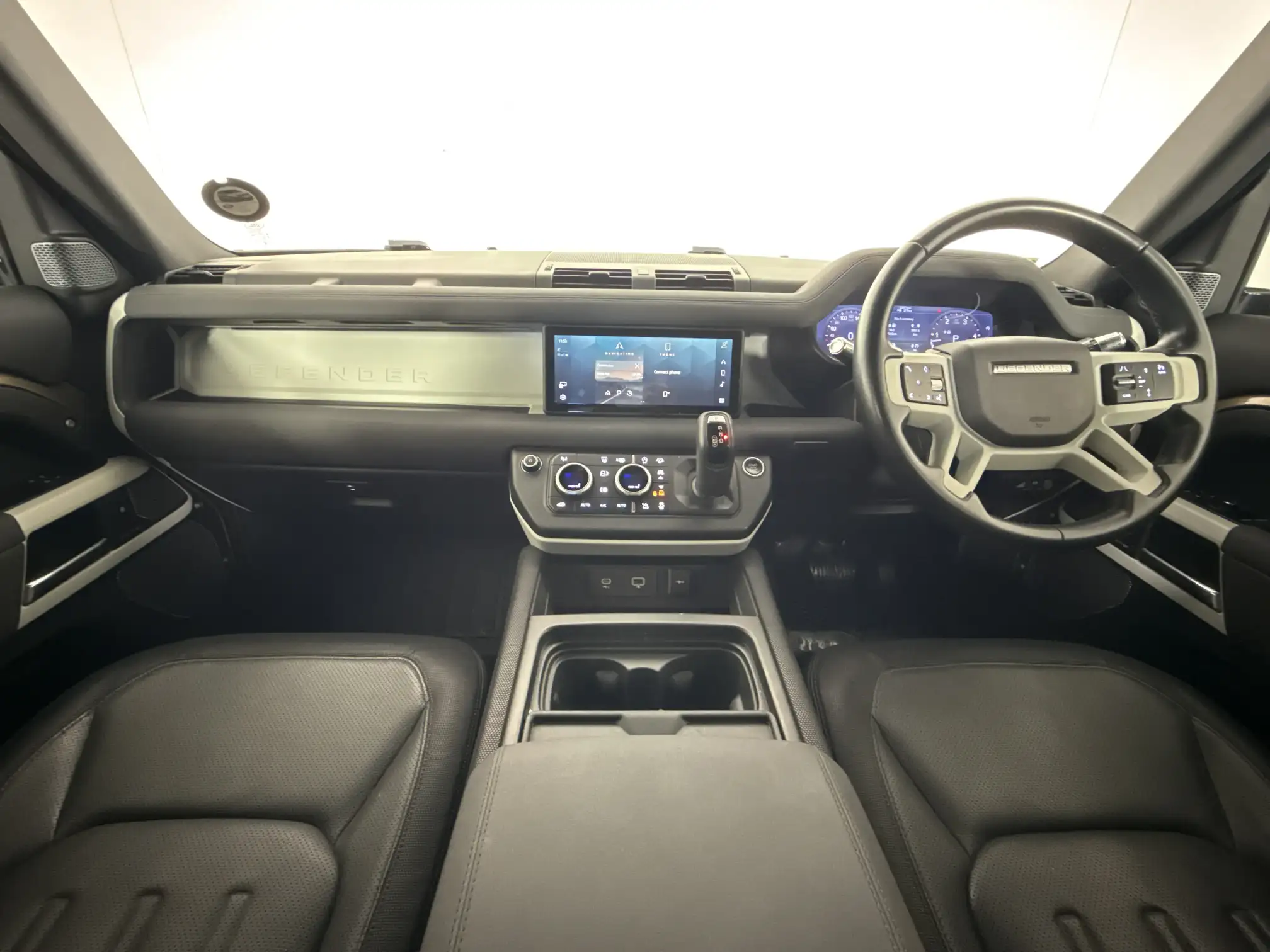 Land Rover Defender 110