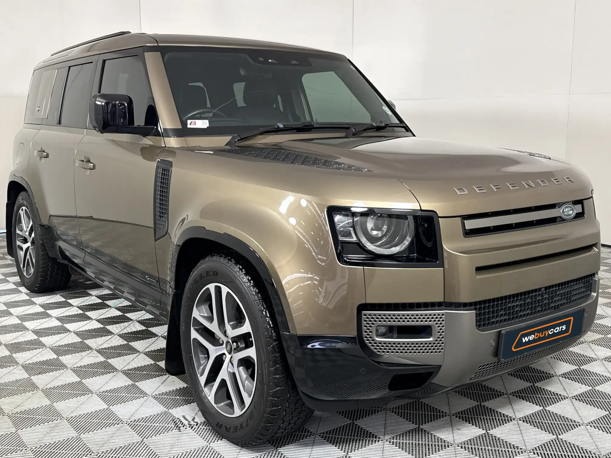 Land Rover Defender 110