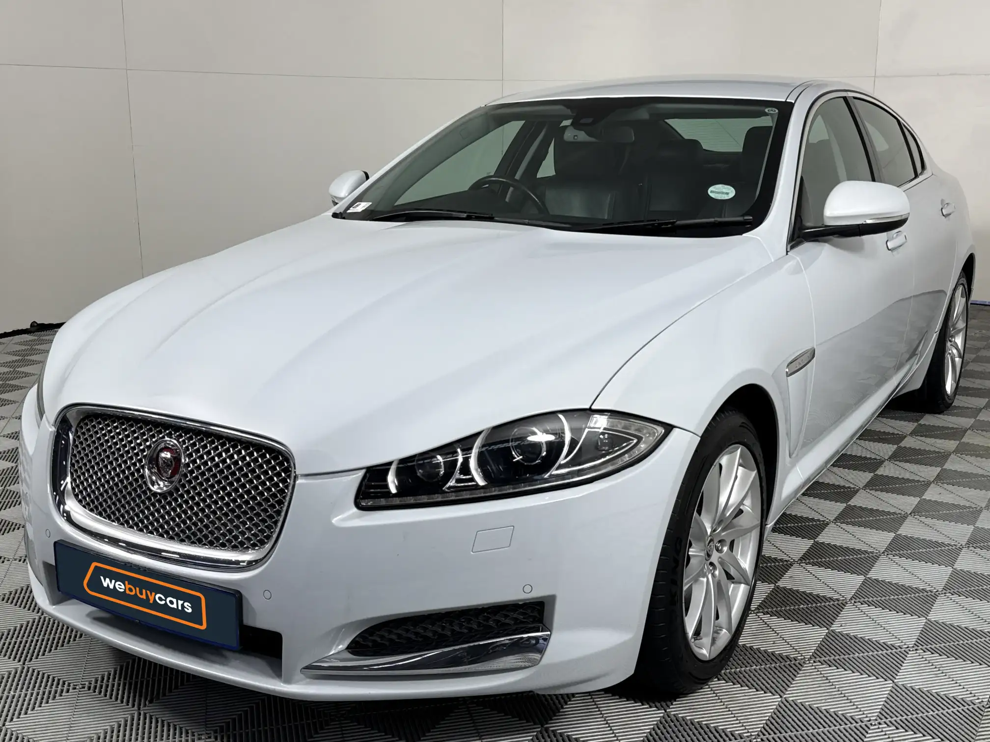 2015 Jaguar XF