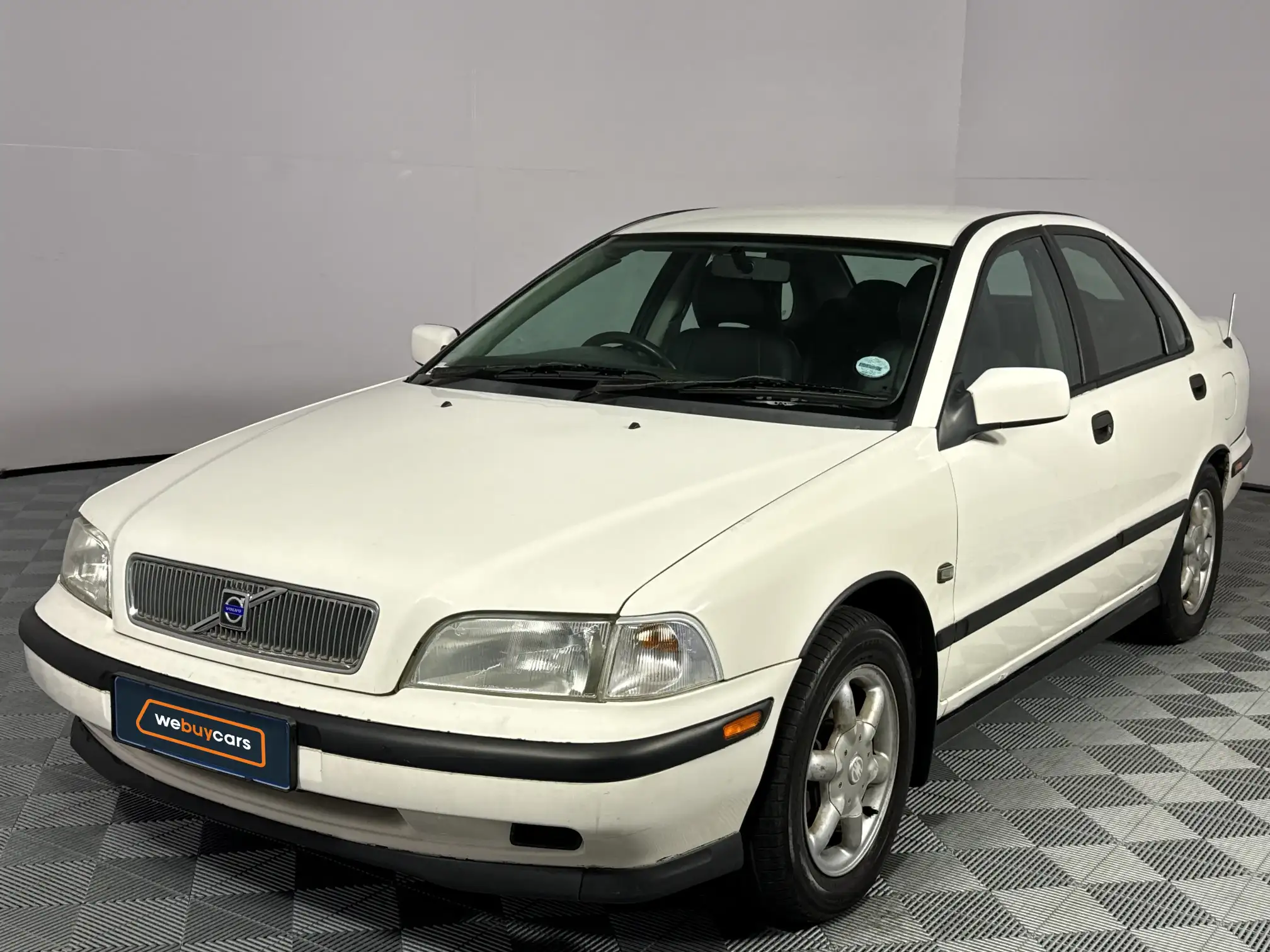 1999 Volvo S40