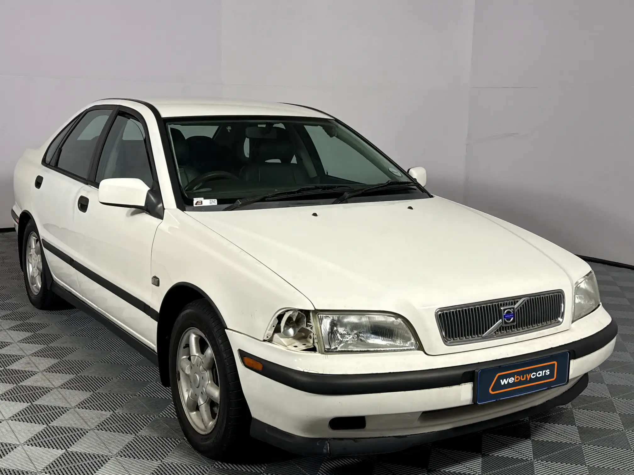 Volvo S40