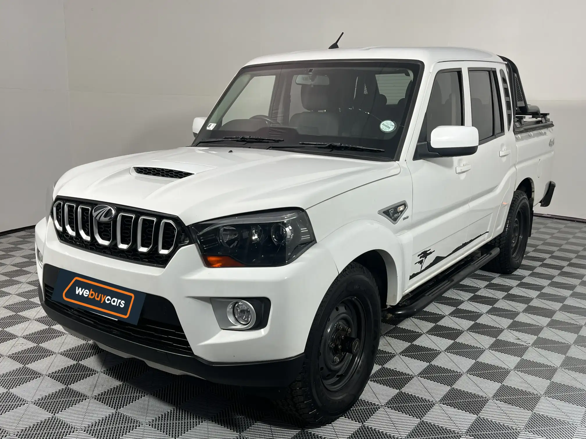 2022 Mahindra PIK UP