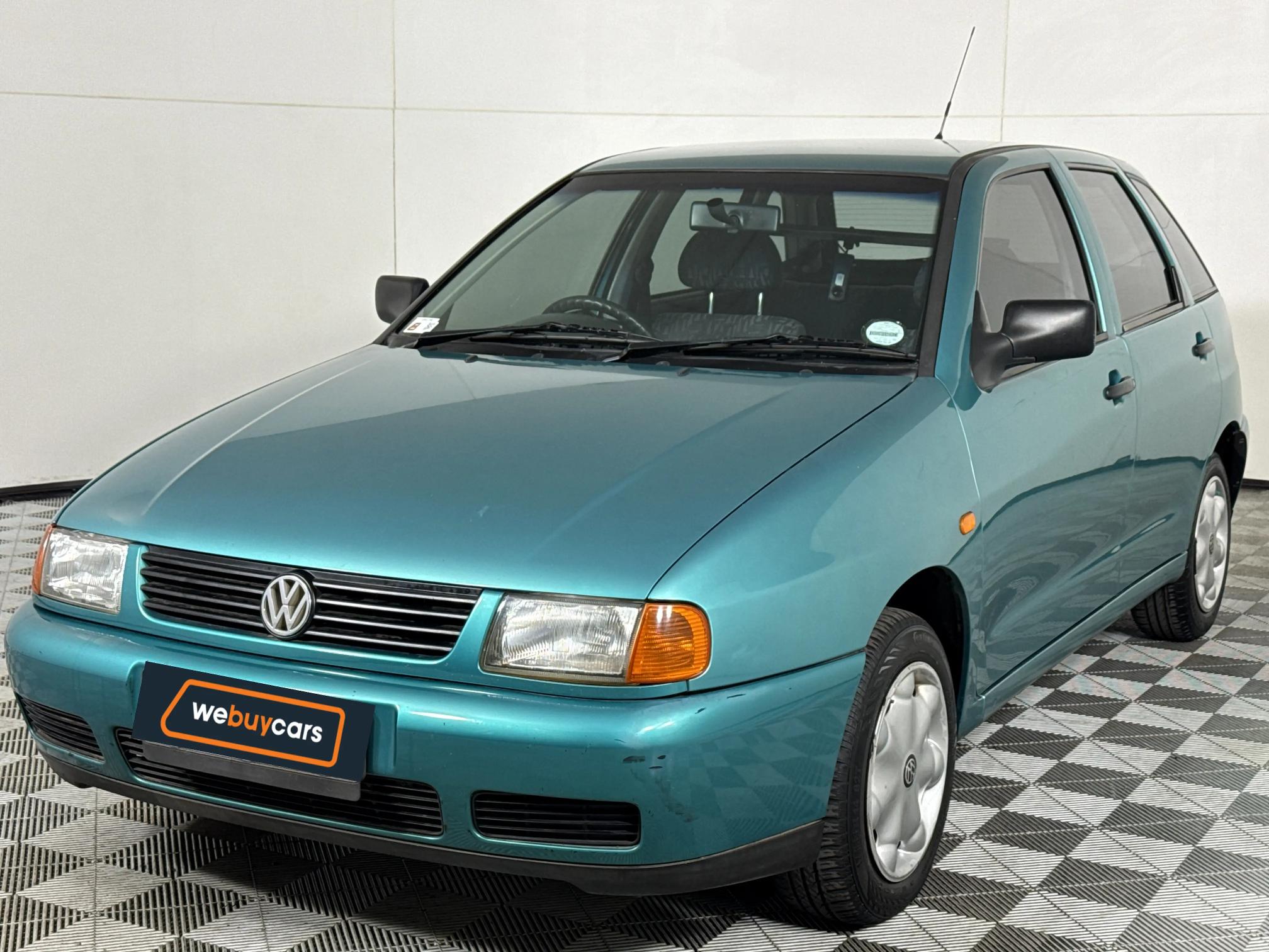 Volkswagen (VW) Polo Playa 1.4