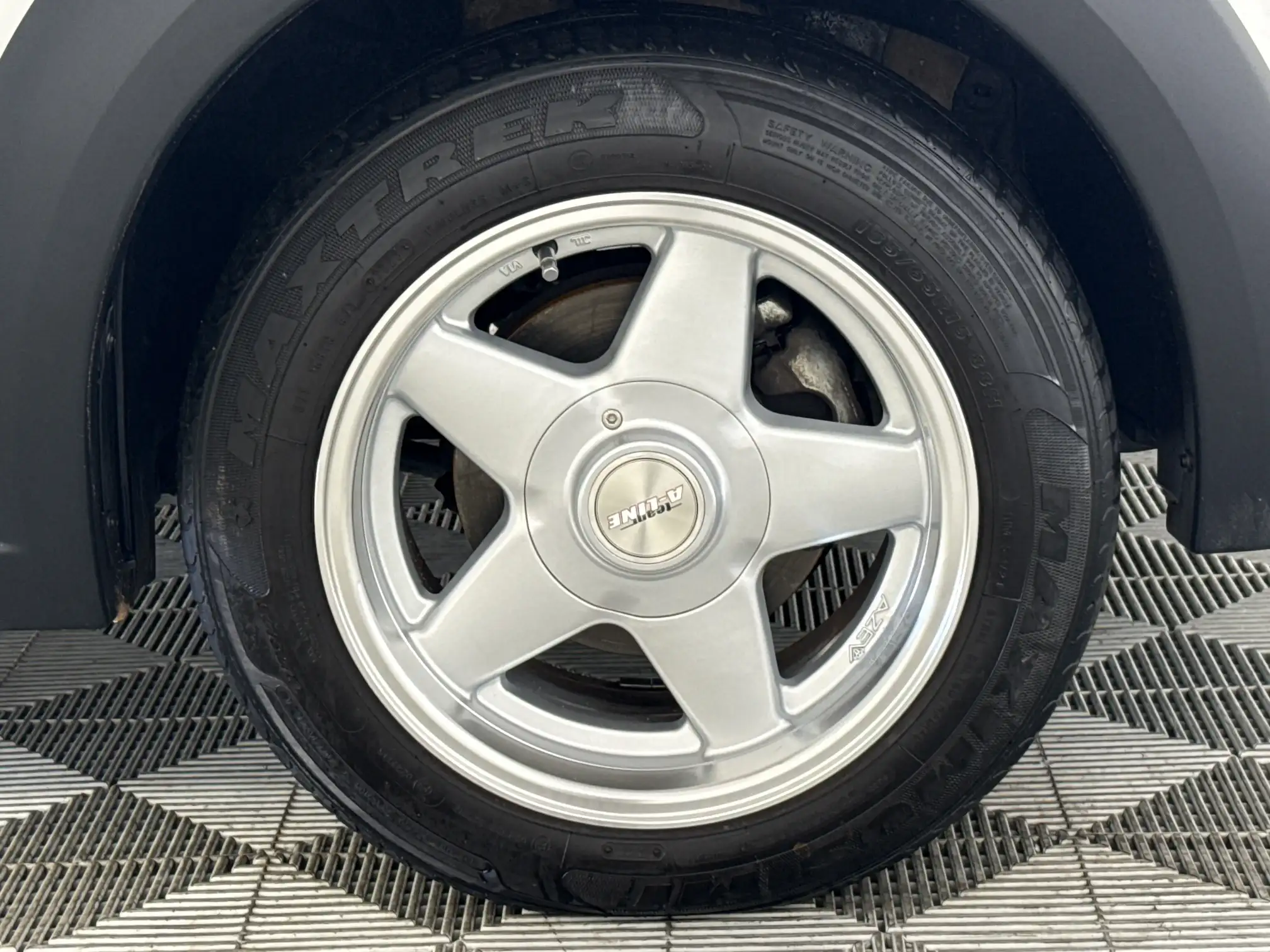 Nissan NP200