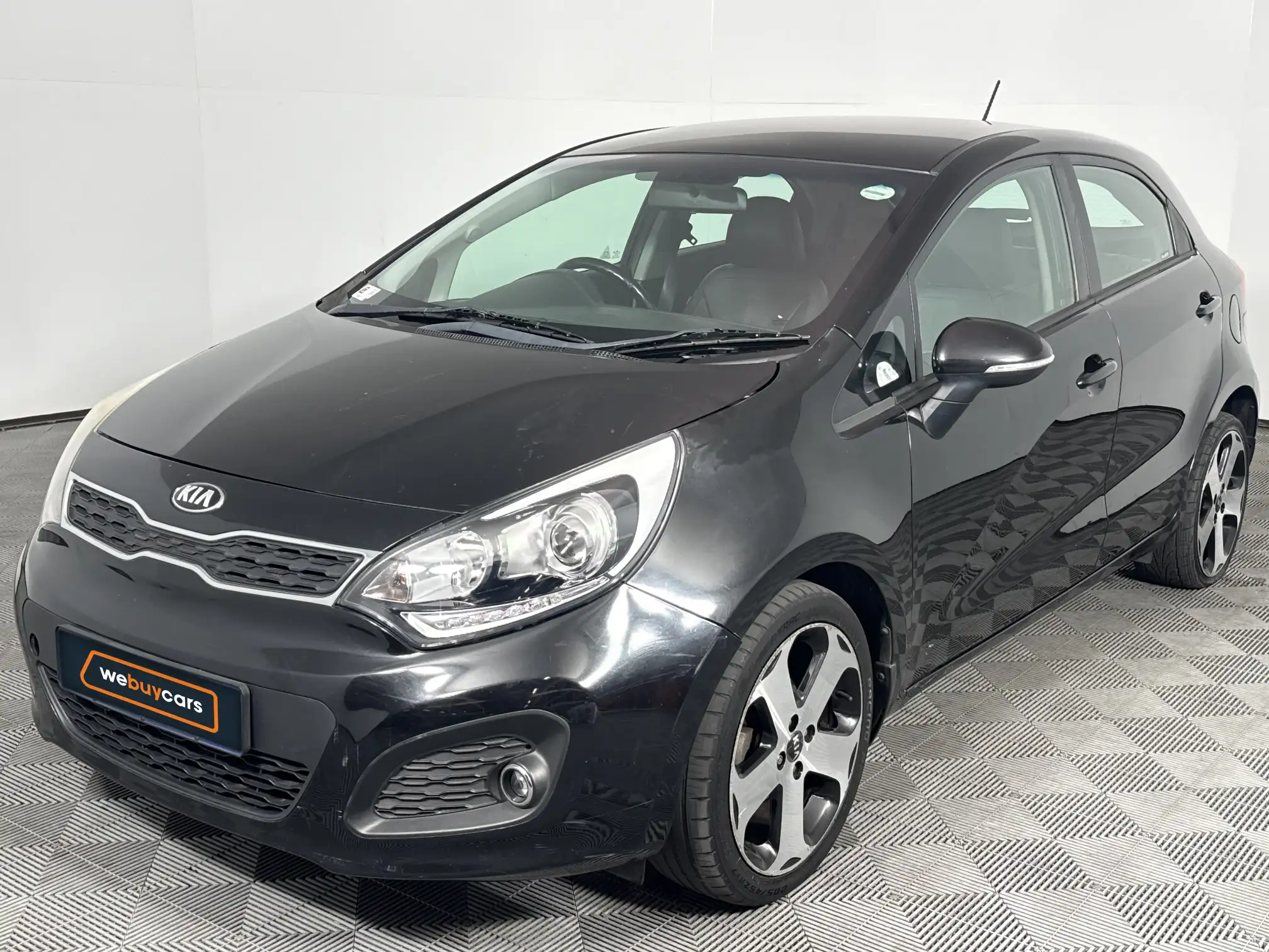 2015 KIA RIO