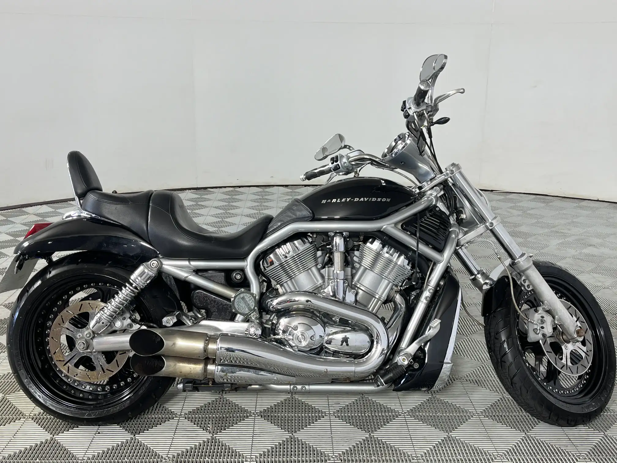 2005 Harley Davidson Vrsc