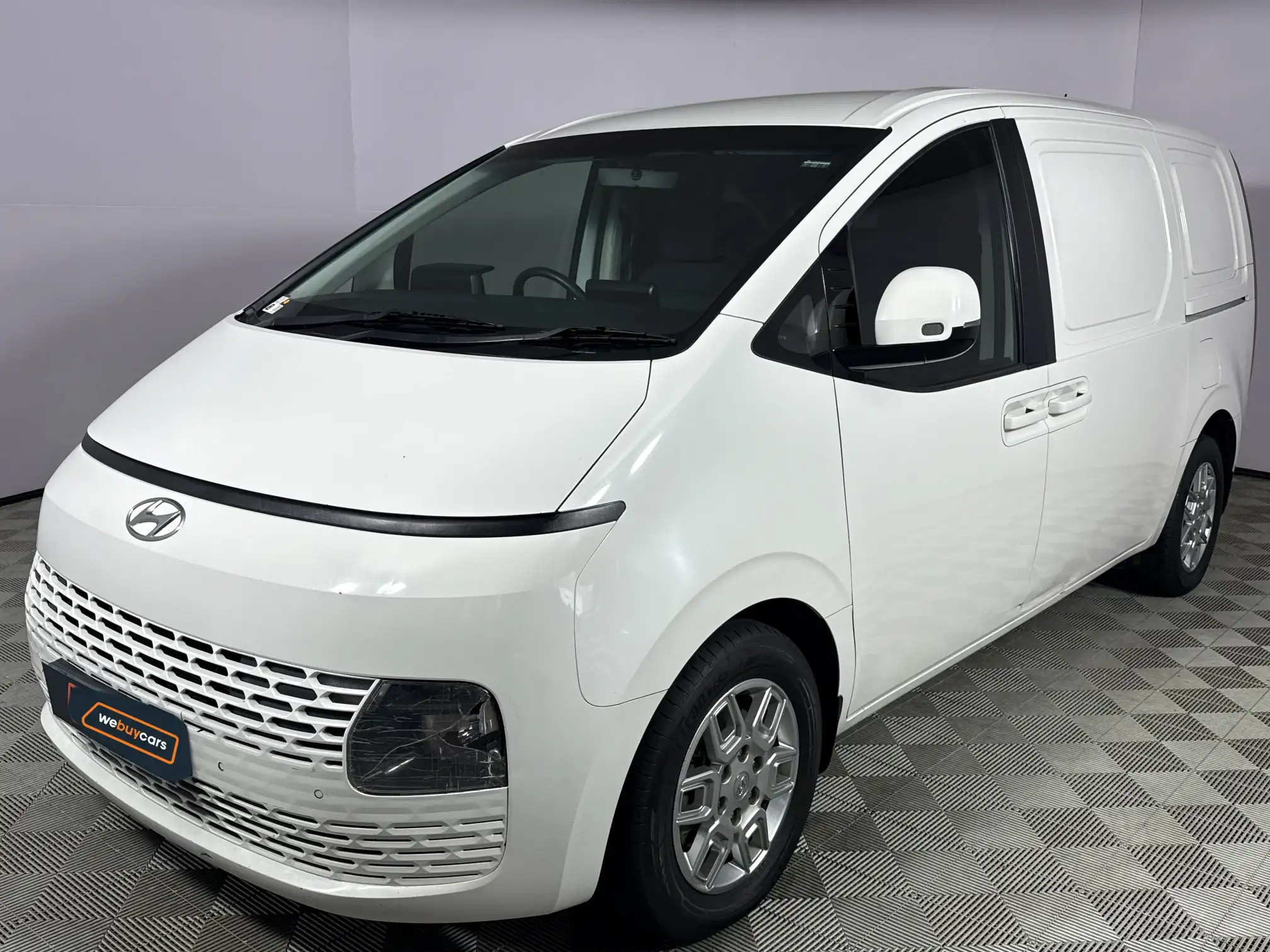 2024 Hyundai Staria