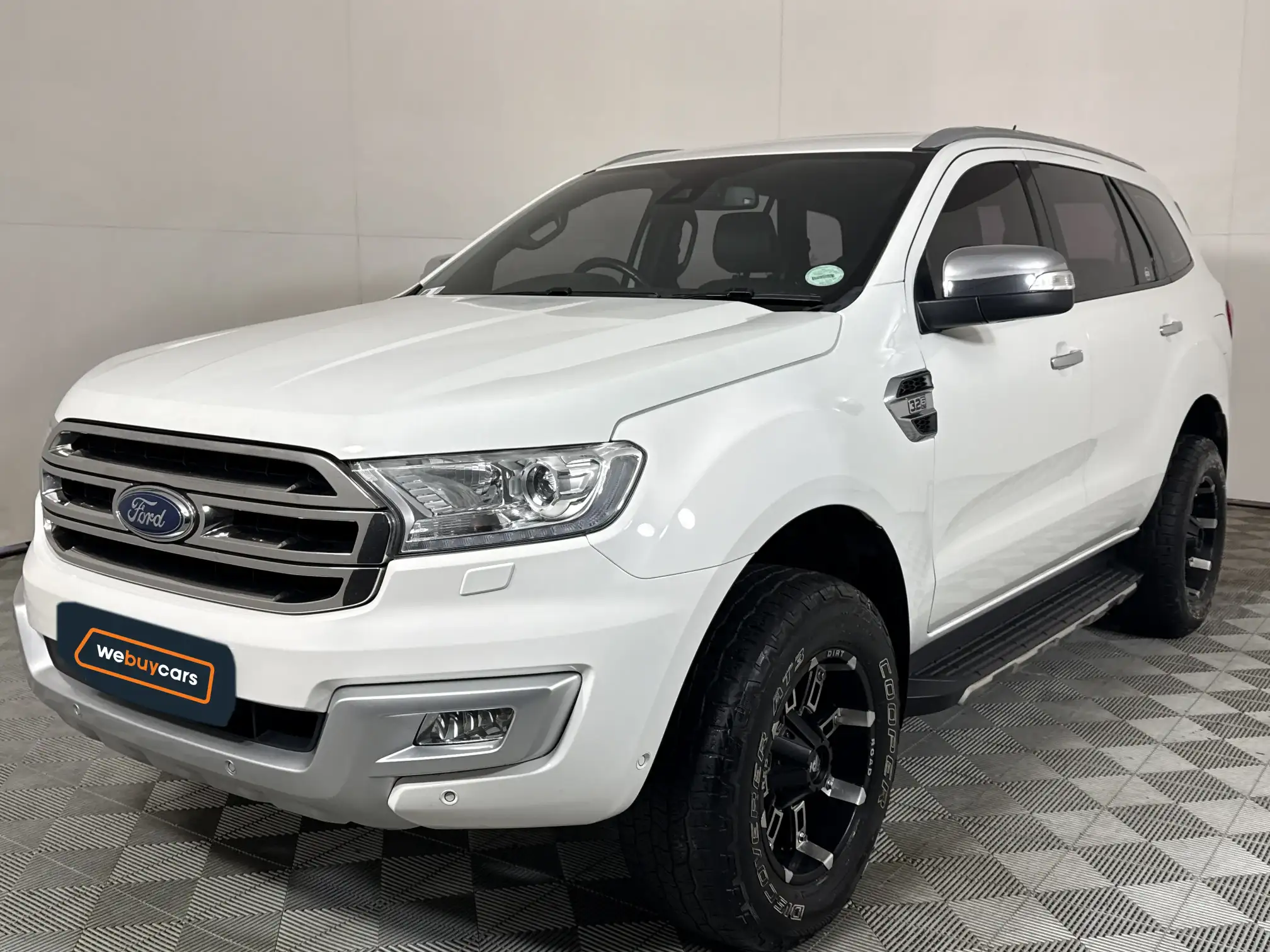 2016 Ford Everest