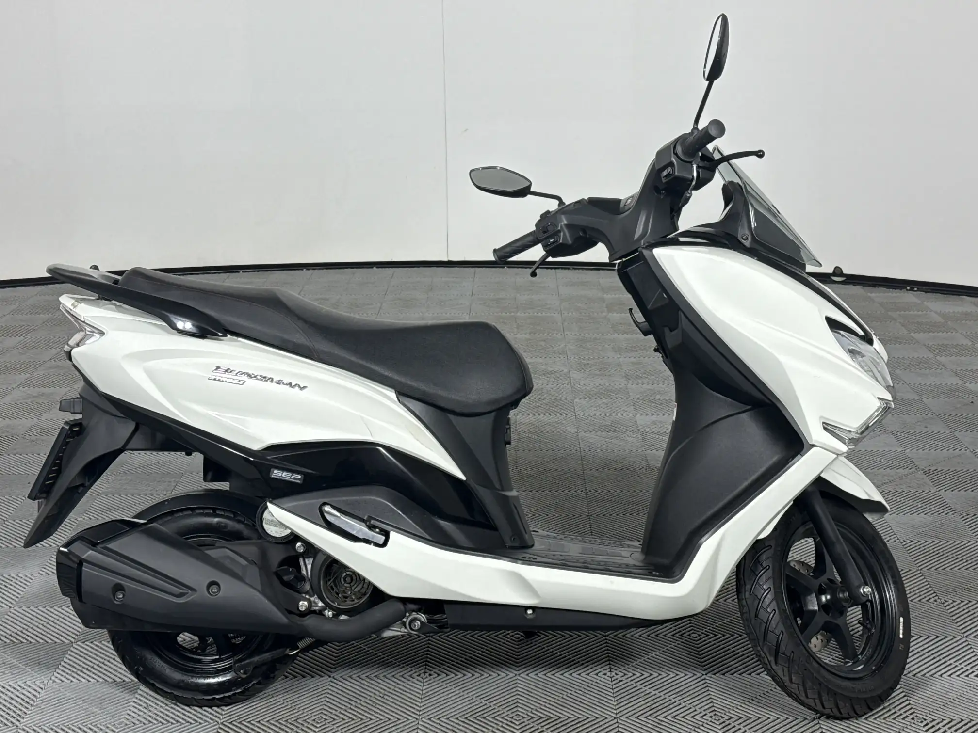 2024 Suzuki AN