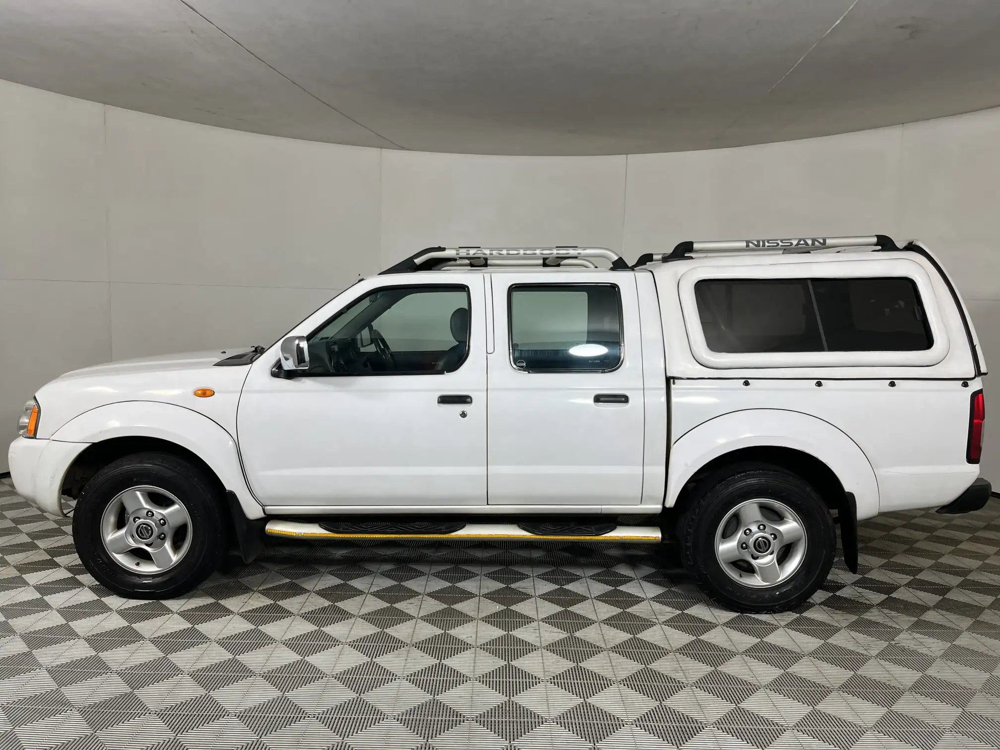 Nissan Hardbody